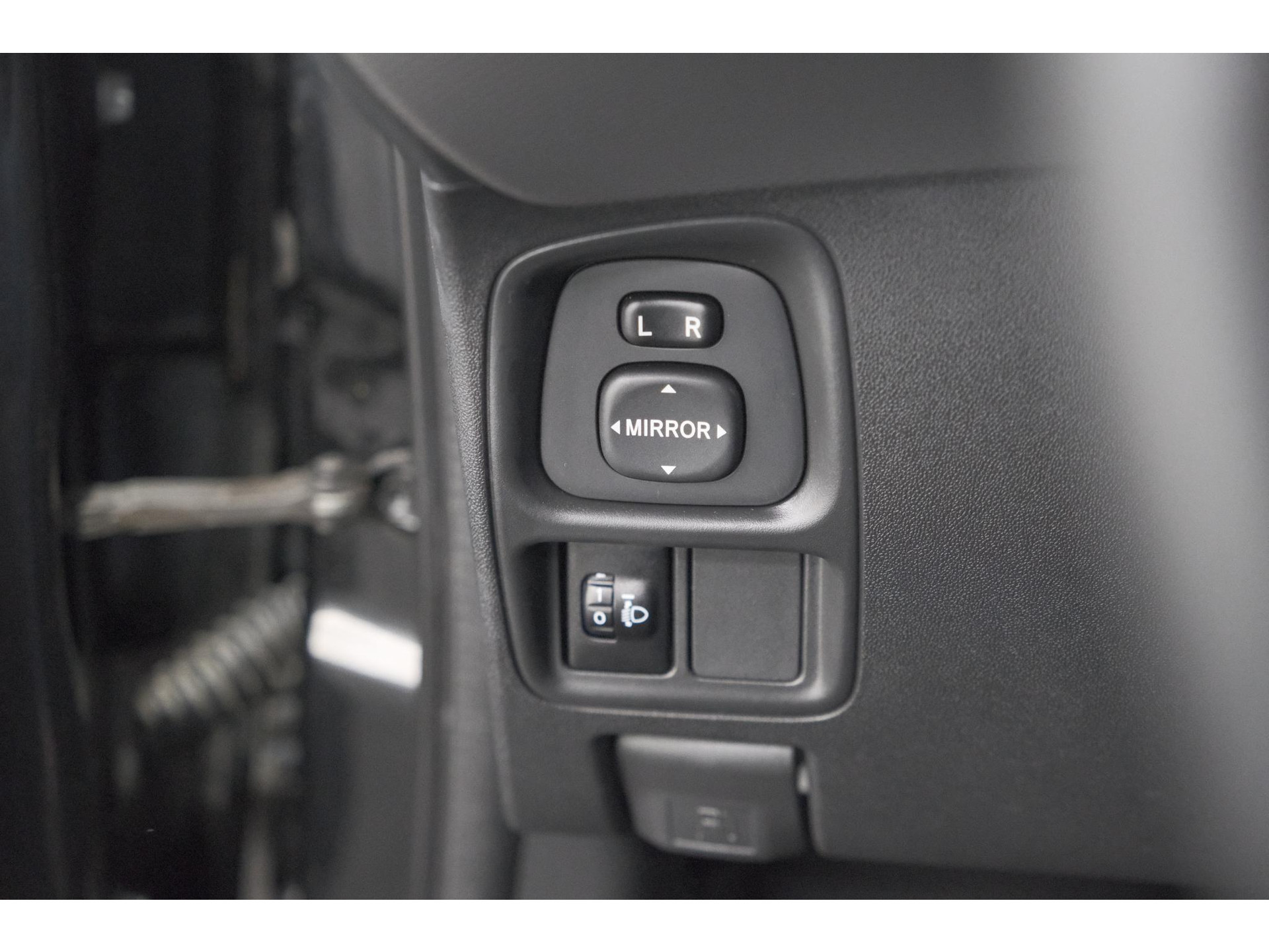Peugeot 108 1.0 e-VTi Active | Unieke Auto! | Automaat | Airco | Getint Glas | Bluetooth Radio | 5 Deurs