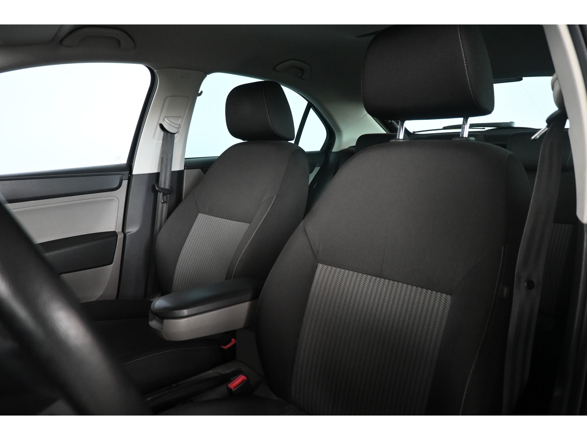 SEAT Toledo 1.2 TSI Businessline High Clima Navigatie Cruise Control Goed Onderhouden! Inruil Mogelijk!