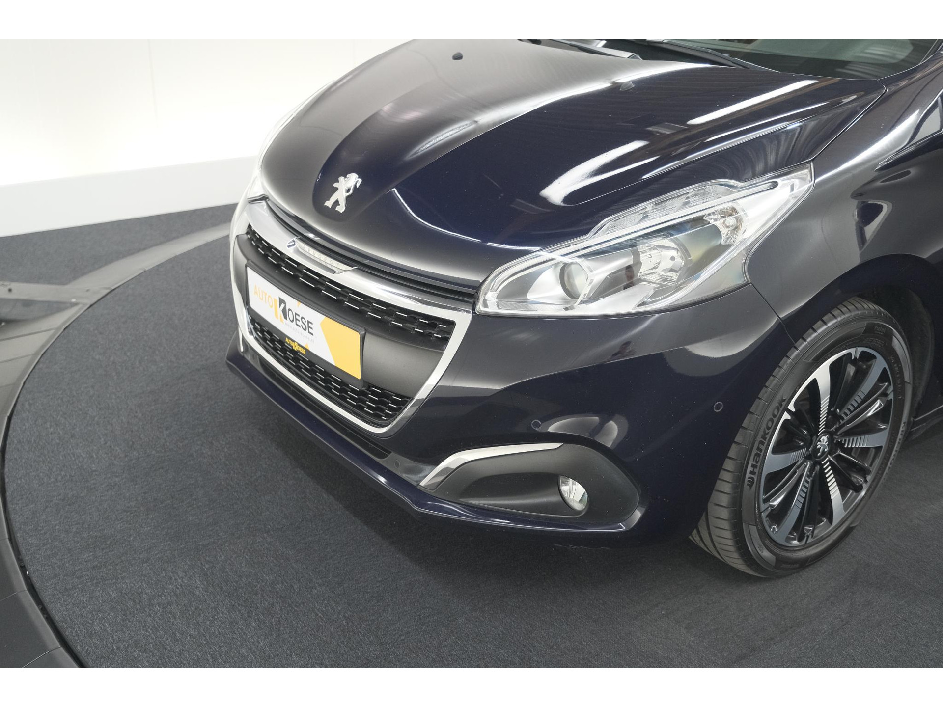 Peugeot 208 PureTech 110 Tech Edition | Camera | Apple Carplay | Parkeersensoren