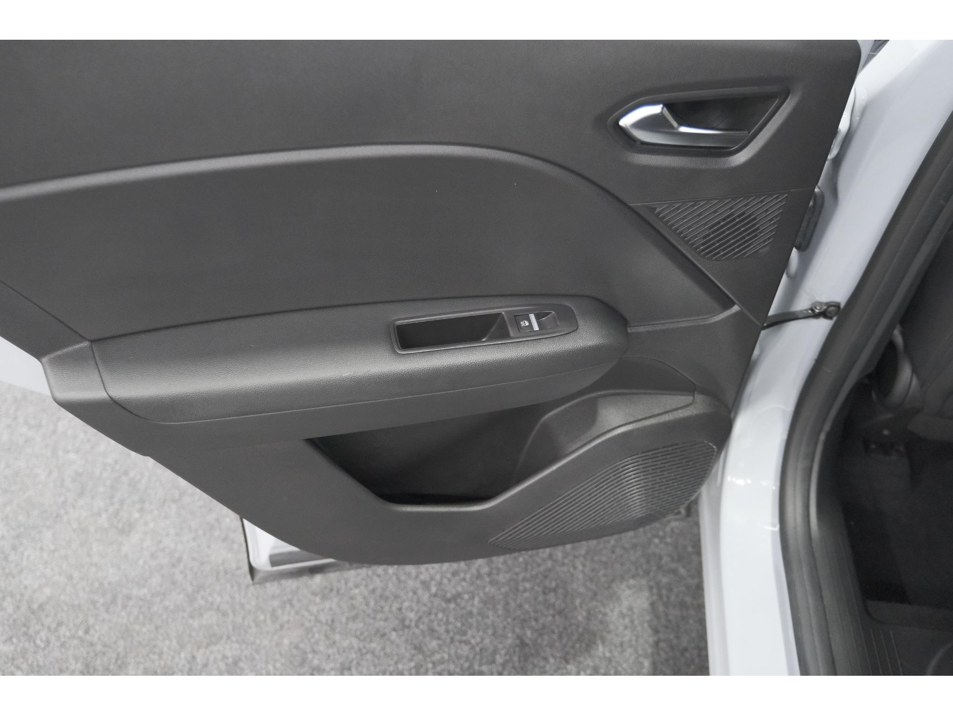 Renault Captur TCe 90 Techno | Nieuw Model | Camera | Navigatie | Apple Carplay | Pack Full Screen | 18 Inch Lichtmetalen Velgen