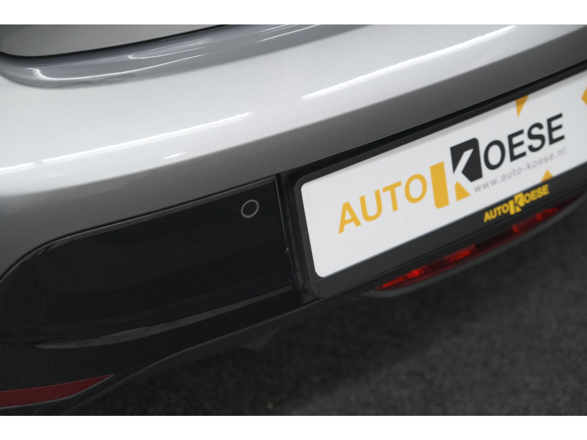 Peugeot 208 PureTech 100 Allure Pack | Camera | Apple Carplay | Parkeersensoren | Navigatie