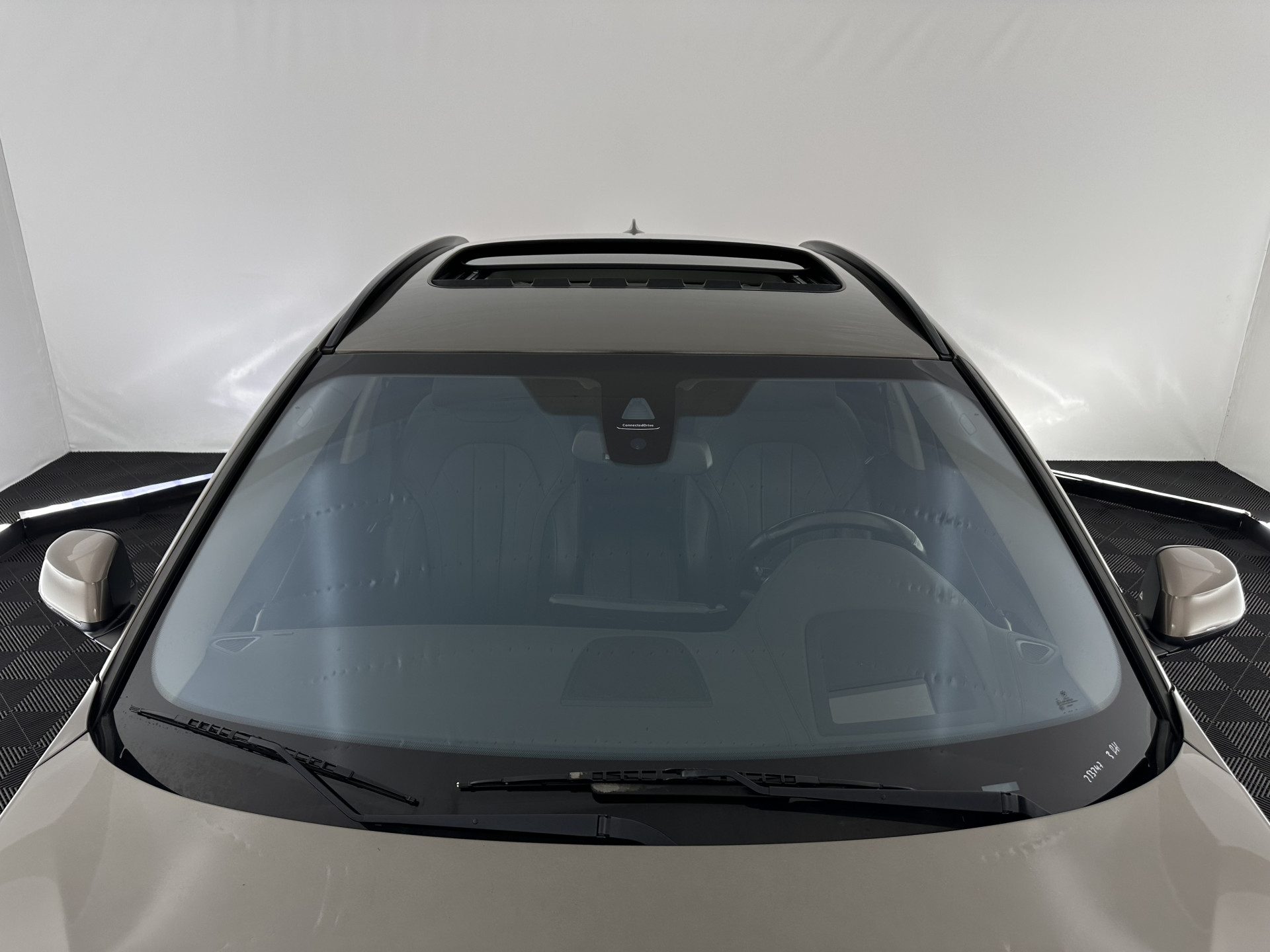 BMW X6 xDrive30d High Executive (INCL-BTW) Aut. *PANO | LEATHER | FULL-LED | HARMAN/KARDON | BLINDSPOT | MEMORY-PACK | DIGI-COCKPIT | HEATED-COMFORTSEATS | NAVI-FULLMAP | PRIVACYGLASS | HEAD-UP | ADAPTIVE-CRUISE | 19"ALU*