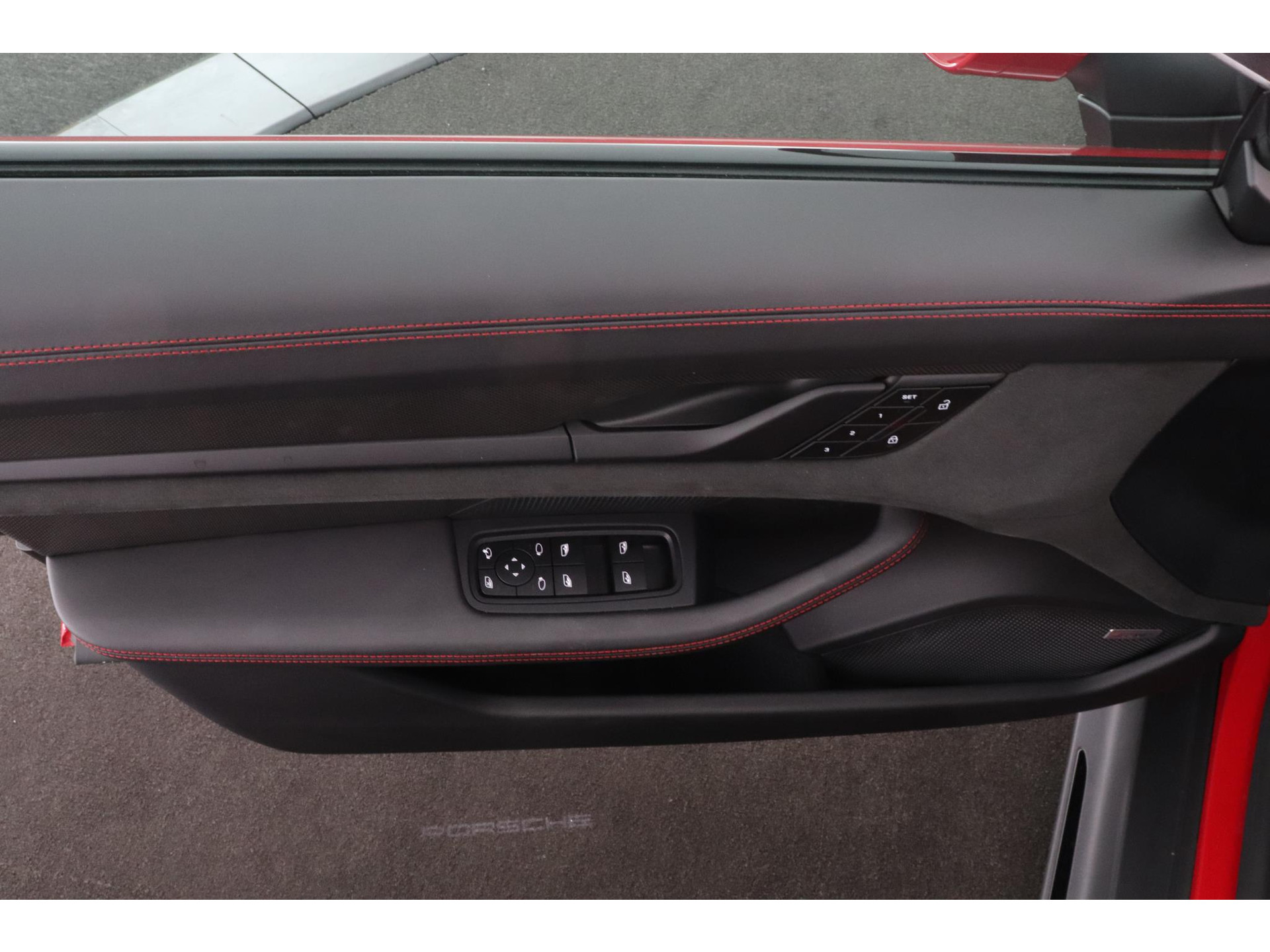 Porsche Taycan Sport Turismo GTS | 93 kWh Accu Plus | Surround View | InnoDrive | Sport Chrono Pakket | Panoramadak