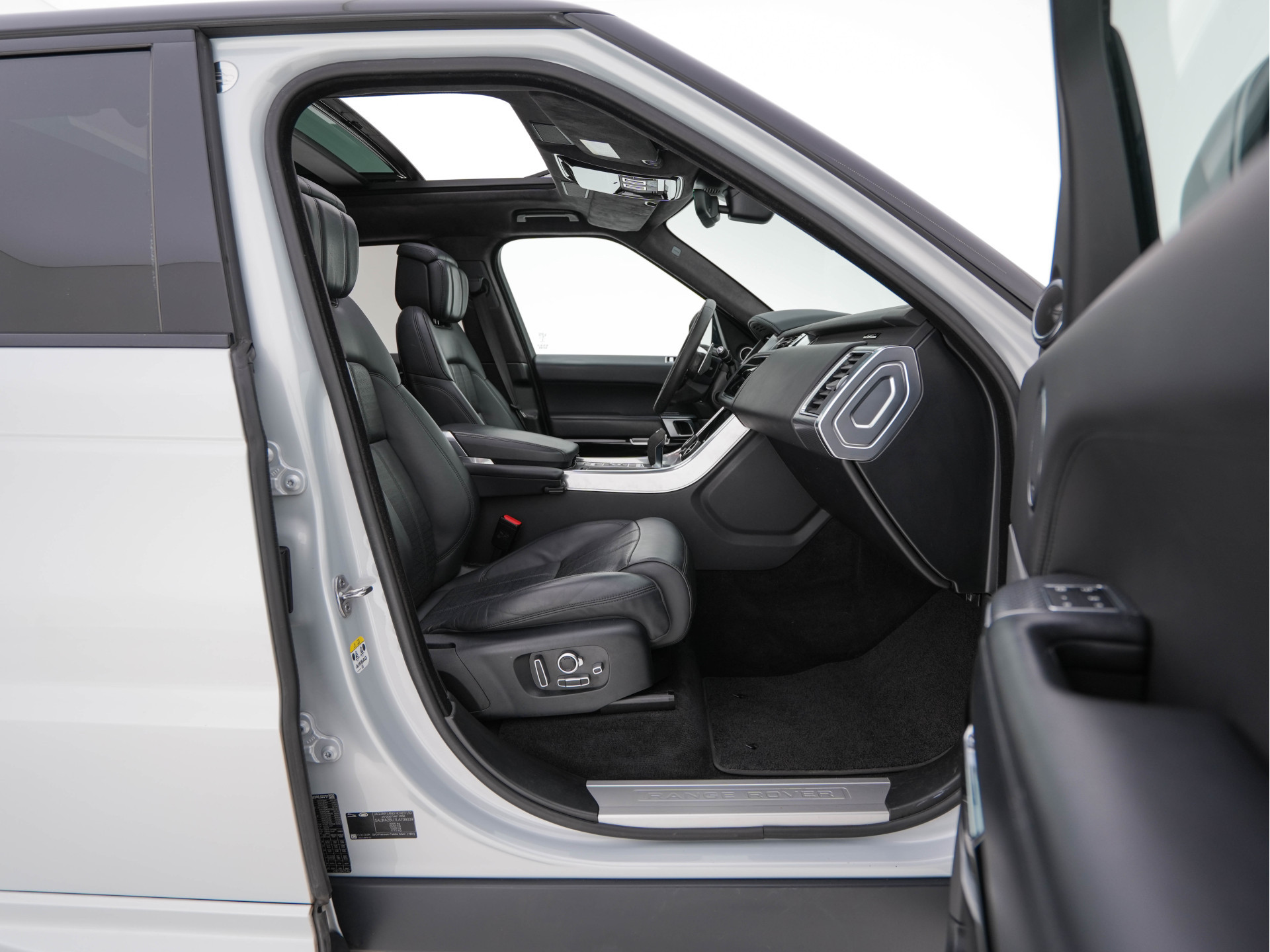 Land Rover Range Rover Sport 3.0 P400 MHEV HST (INCL-BTW) *PANO | HEAD-UP | FULL-LED | LEATHER | MERIDIAN-SOUND | MEMORY-PACK | COMFORT-SEATS | DIGI-COCKPIT | AIR-SUSPENSION | CAMERA | NAVI-FULLMAP |  22''ALU*