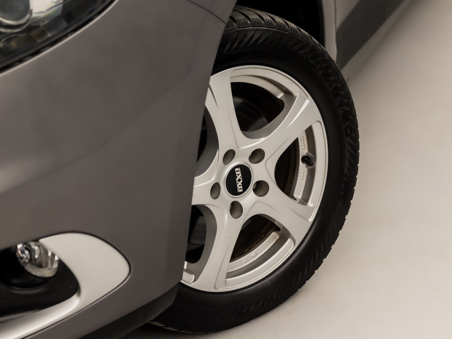 Renault Scénic 1.6 Sport (NAVIGATIE, AIRCO, CRUISE, TREKHAAK, SPORTSTOELEN, NIEUWE APK, NIEUWSTAAT)