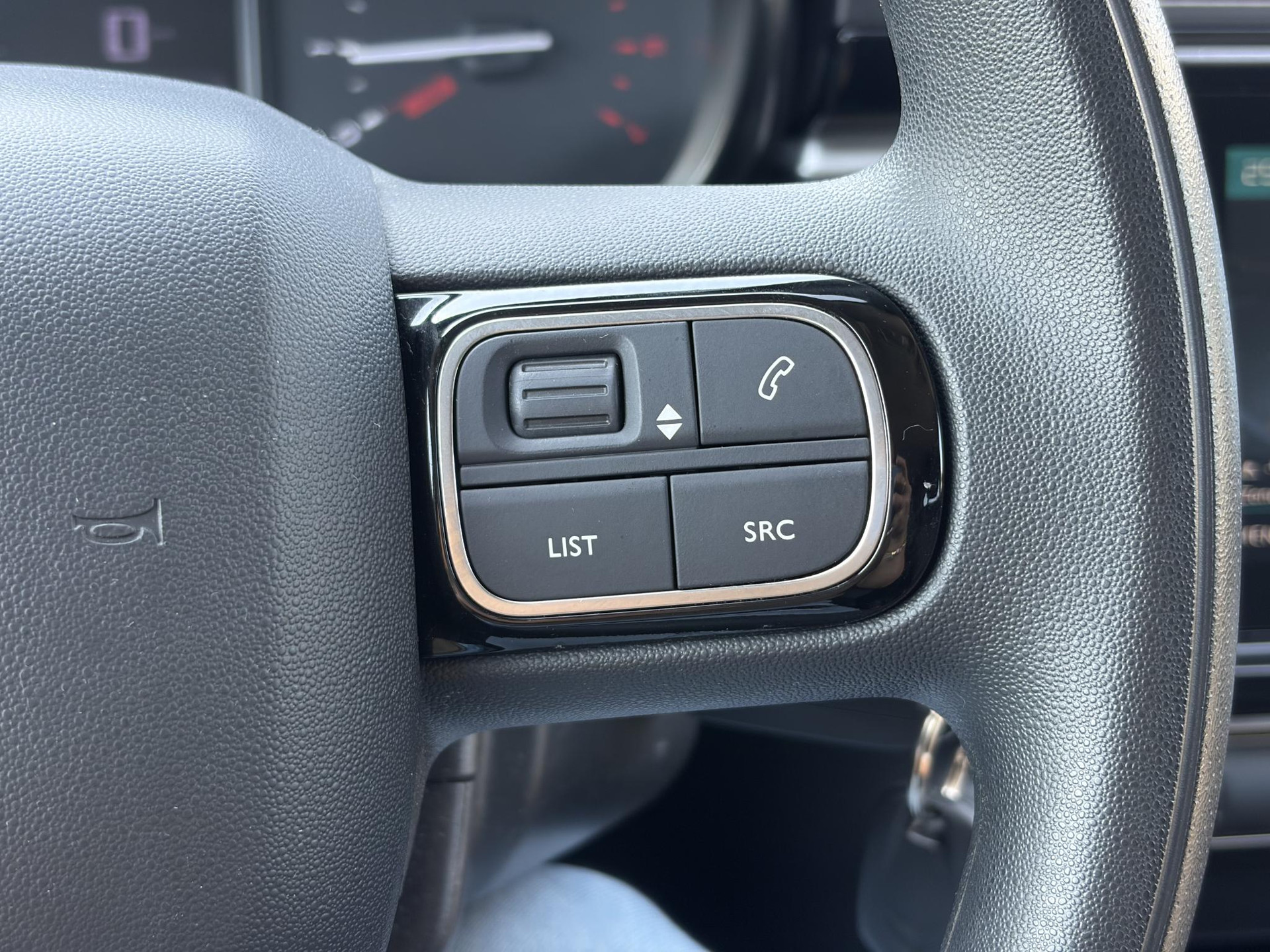 Citroen C3 1.2 PureTech S&S Feel D-riem vv in 2025,2e Eigenaar,Navi,Carplay,Clima,Cruise,Pdc,Rijstrooksensor,N.A.P,Apk tot 03-2028
