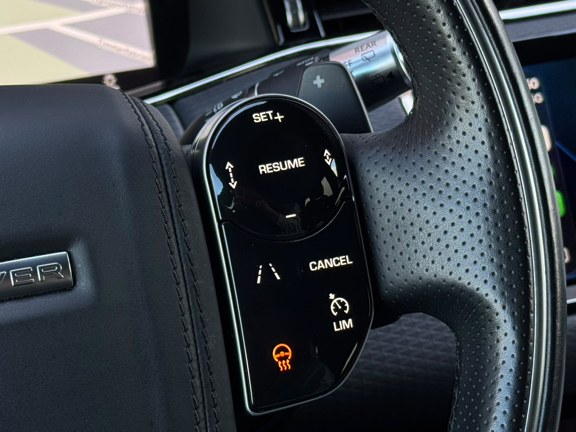 Land Rover Range Rover Evoque 2.0 P200 AWD R-Dynamic S Pano Meridian Camera