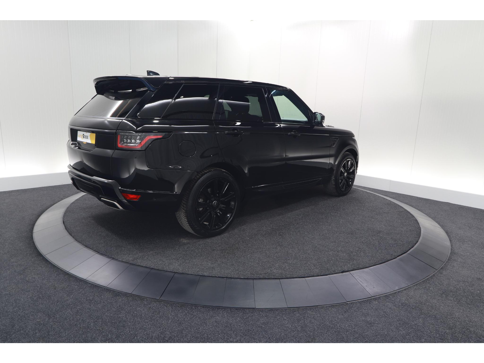 Land Rover Range Rover Sport 3.0 SDV6 HSE Dynamic 3500kg trekgewicht - BTW - Zwart/Zwart