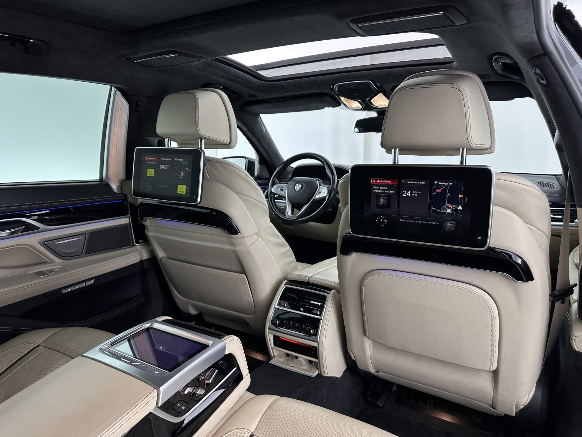 BMW 7-serie 740Le xDrive iPerformance High Executive (Plug-In) Aut. *PANO | LEATHER | MASSAGE | HARMAN/KARDON | MEMORY-PACK | BLIS | TOPVIEW |  HEAD-UP | ADAPTIVE-CRUISE | FULL-LED | ENTERTAINMENT | DAB+ | ..