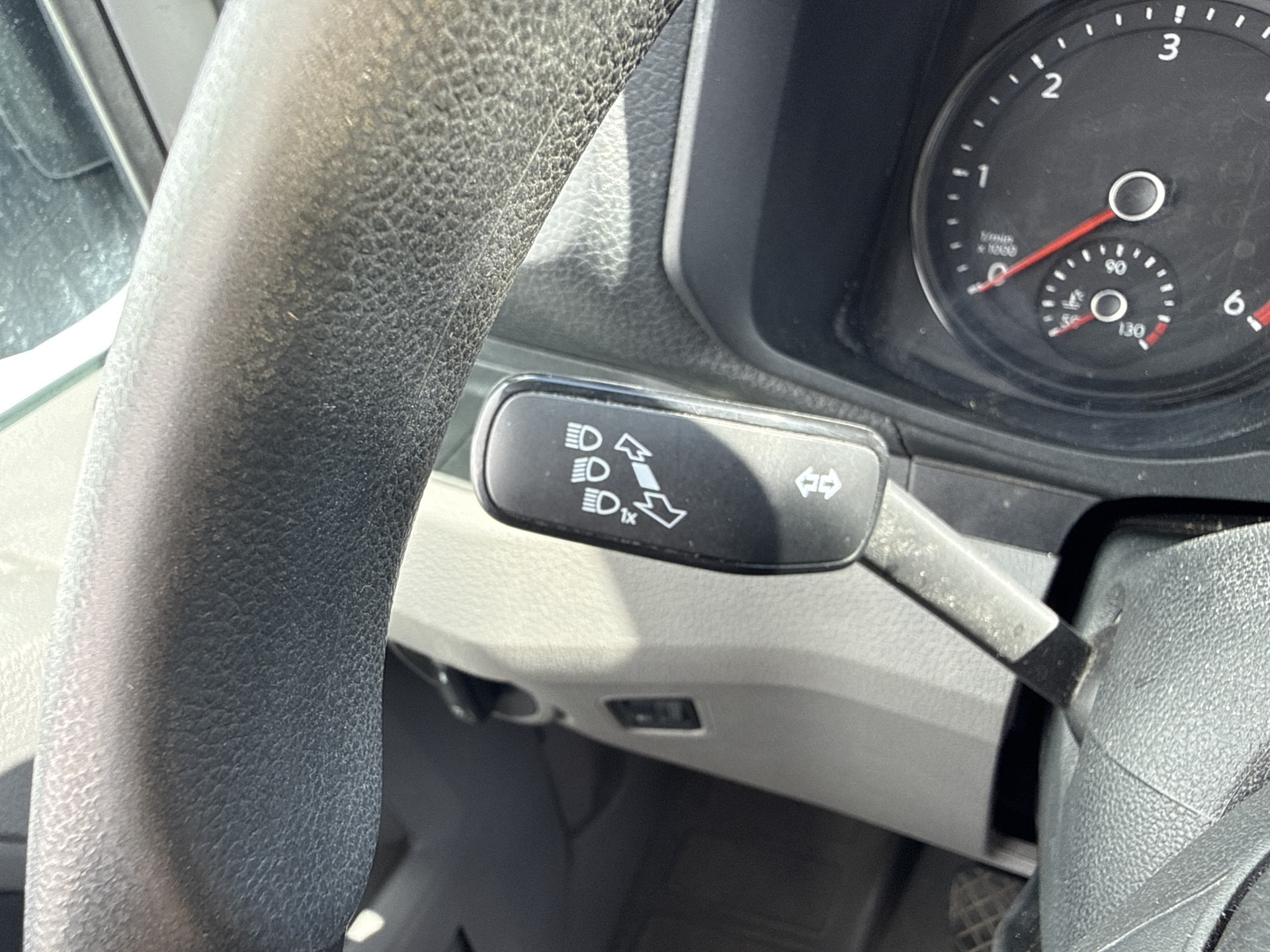 Volkswagen Crafter 2.0 TDI 140PK L3H3 Camera Airco Carplay Parkeersensoren Euro 6