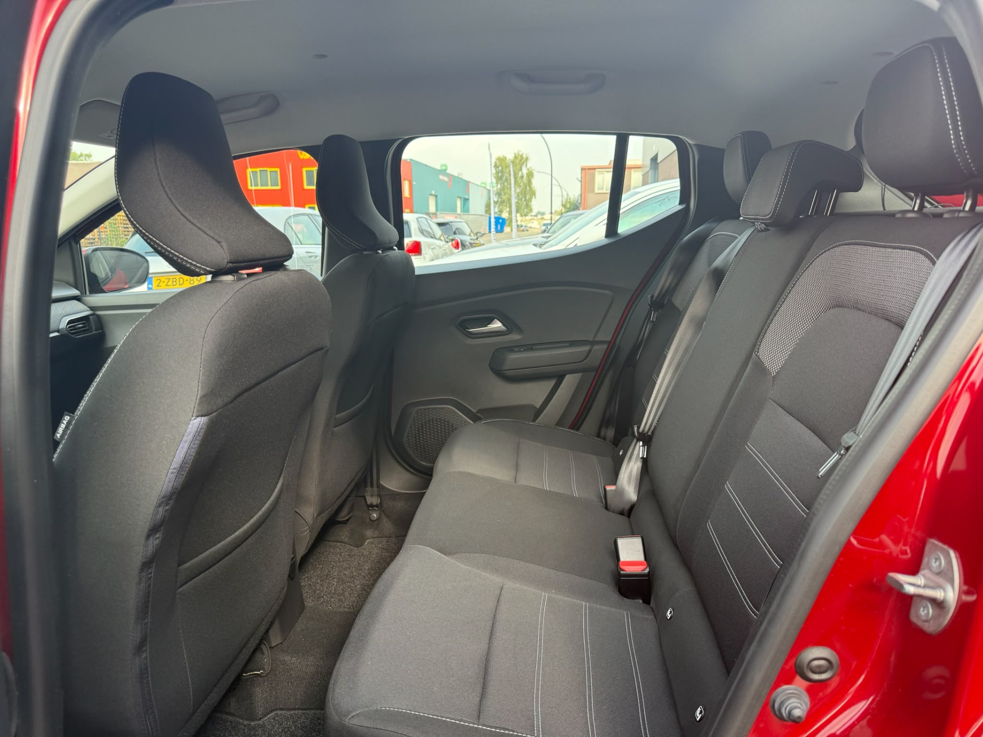 Dacia Sandero 1.0 TCe 90 Comfort | 2E EIGENAAR |3/6/12 MND GARANTIE | AIRCO | PDC | CAMERA | NAVI |