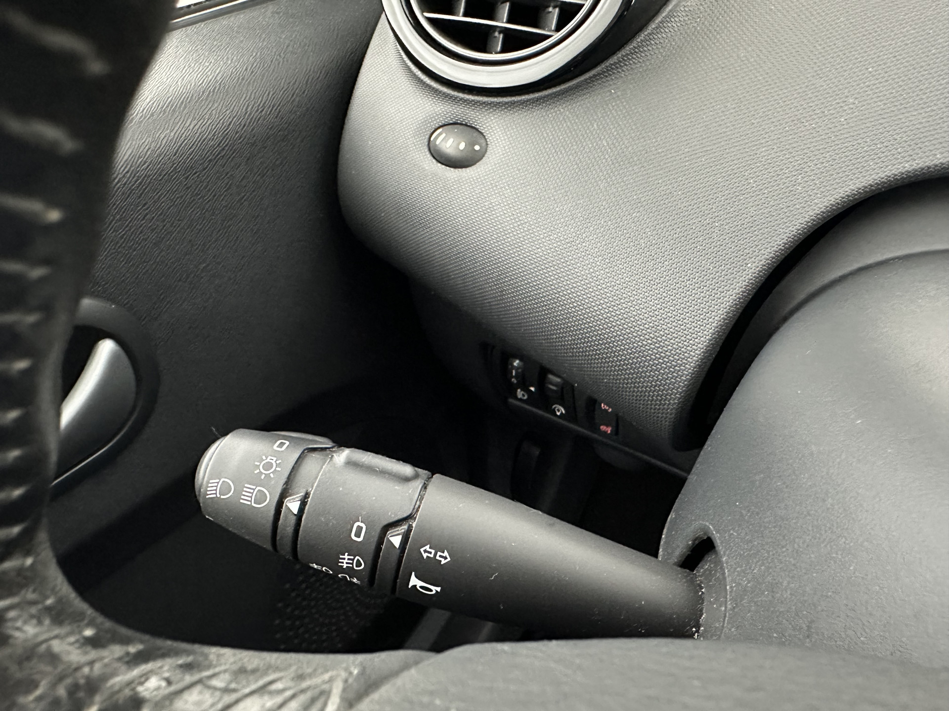 Renault Twingo 1.2 16V Dynamique *CLIMATE CONTROL | CRUISE | RADIO-CD/MP3 | COMFORTSEATS*