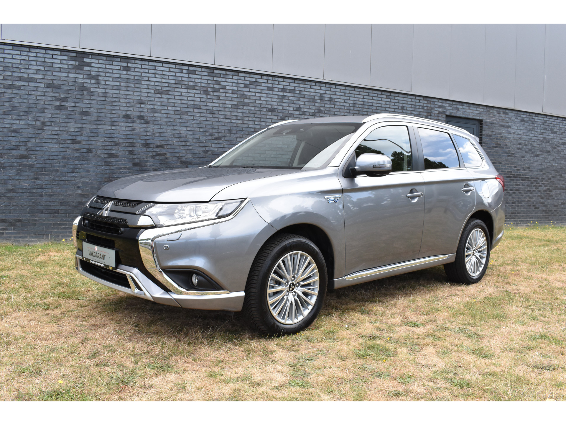 Mitsubishi Outlander 2.4 PHEV Instyle Plugin-hybride
