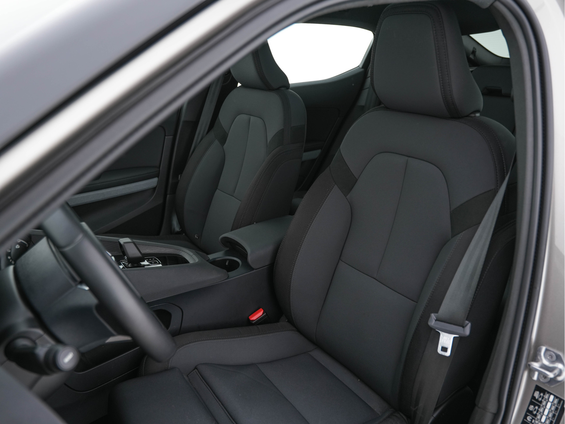 Polestar 2 Long Range Dual Motor Launch Edition 78kWh [ 3-Fase ] {SOH-93%} (INCL-BTW) *PANO | HARMAN/KARDON-AUDIO | FULL-LED | TOPVIEW | BLINDSPOT |  KEYLESS | MEMORY-PACK | ADAPTIVE CRUISE | CARPLAY | HEATED-SPORTSEATS | DIGI-COCKPIT | 20"ALU*