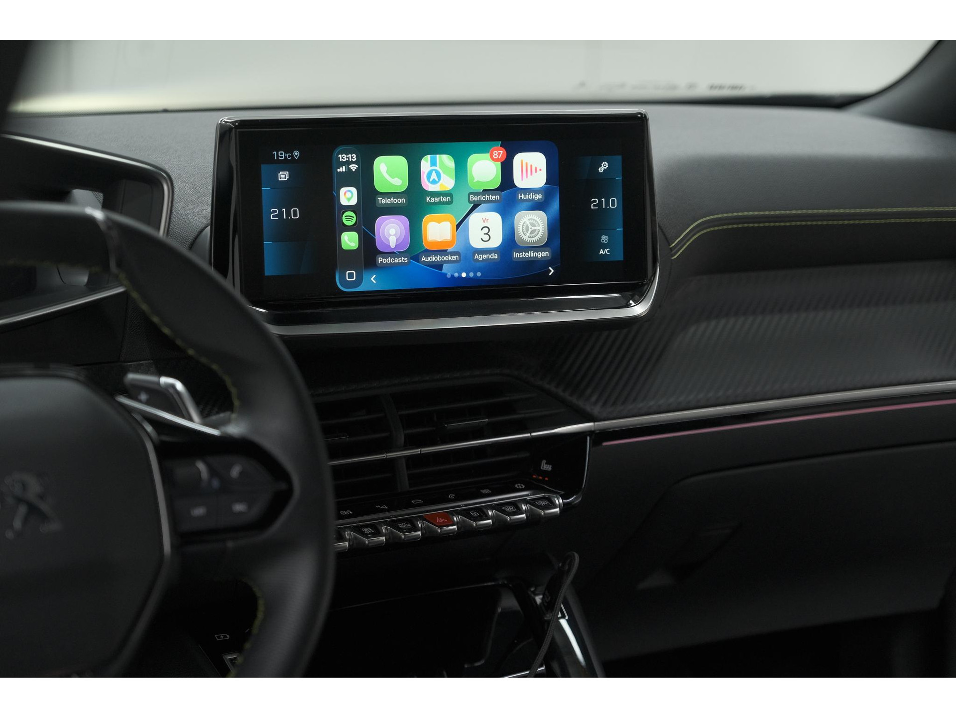 Peugeot 2008 PureTech 130 EAT8 GT | Camera | Dodehoekdetectie | Apple Carplay | Pack Winter