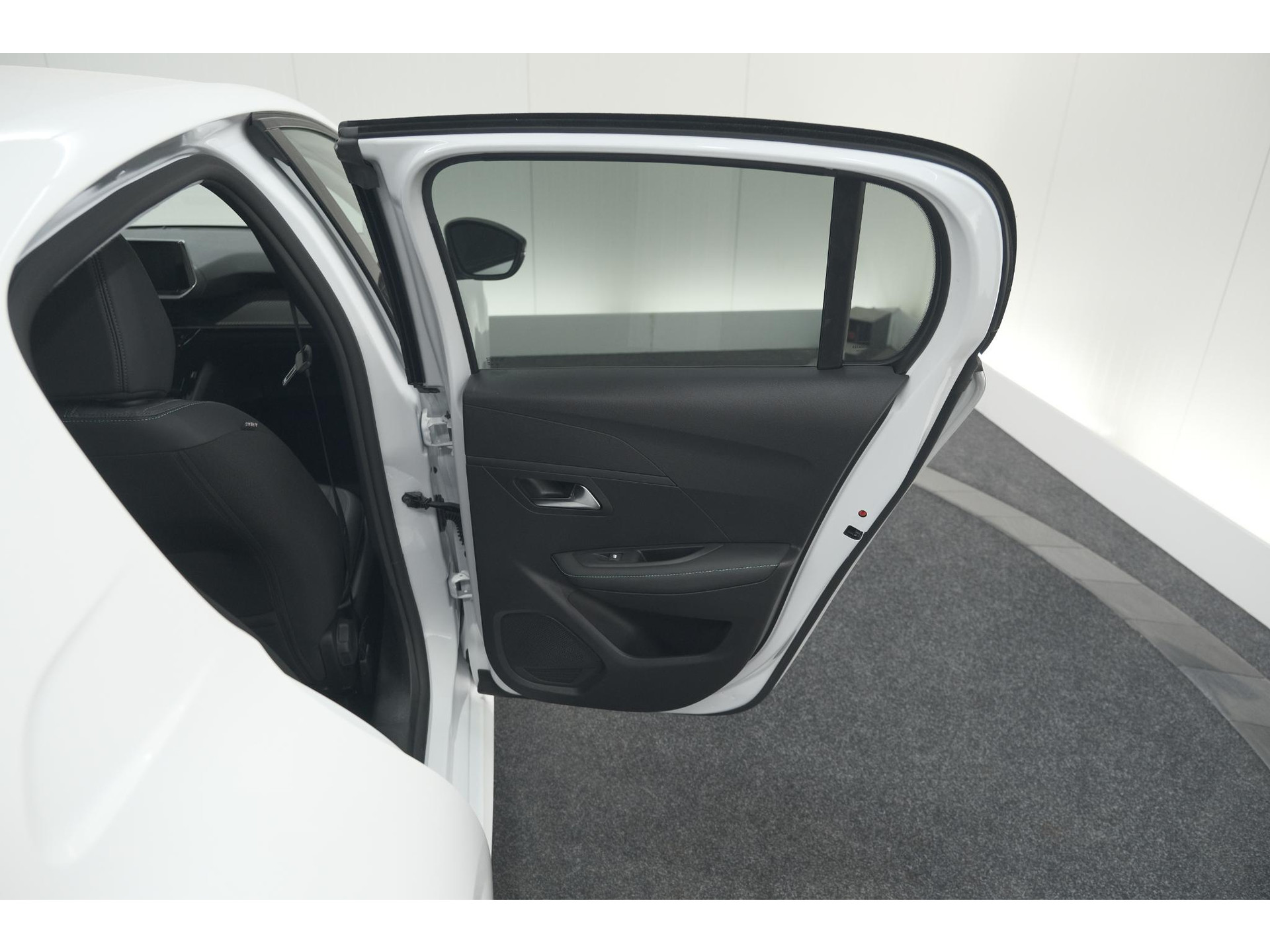 Peugeot 208 PureTech 100 Allure | Adaptieve Cruise Control | Camera | Apple Carplay