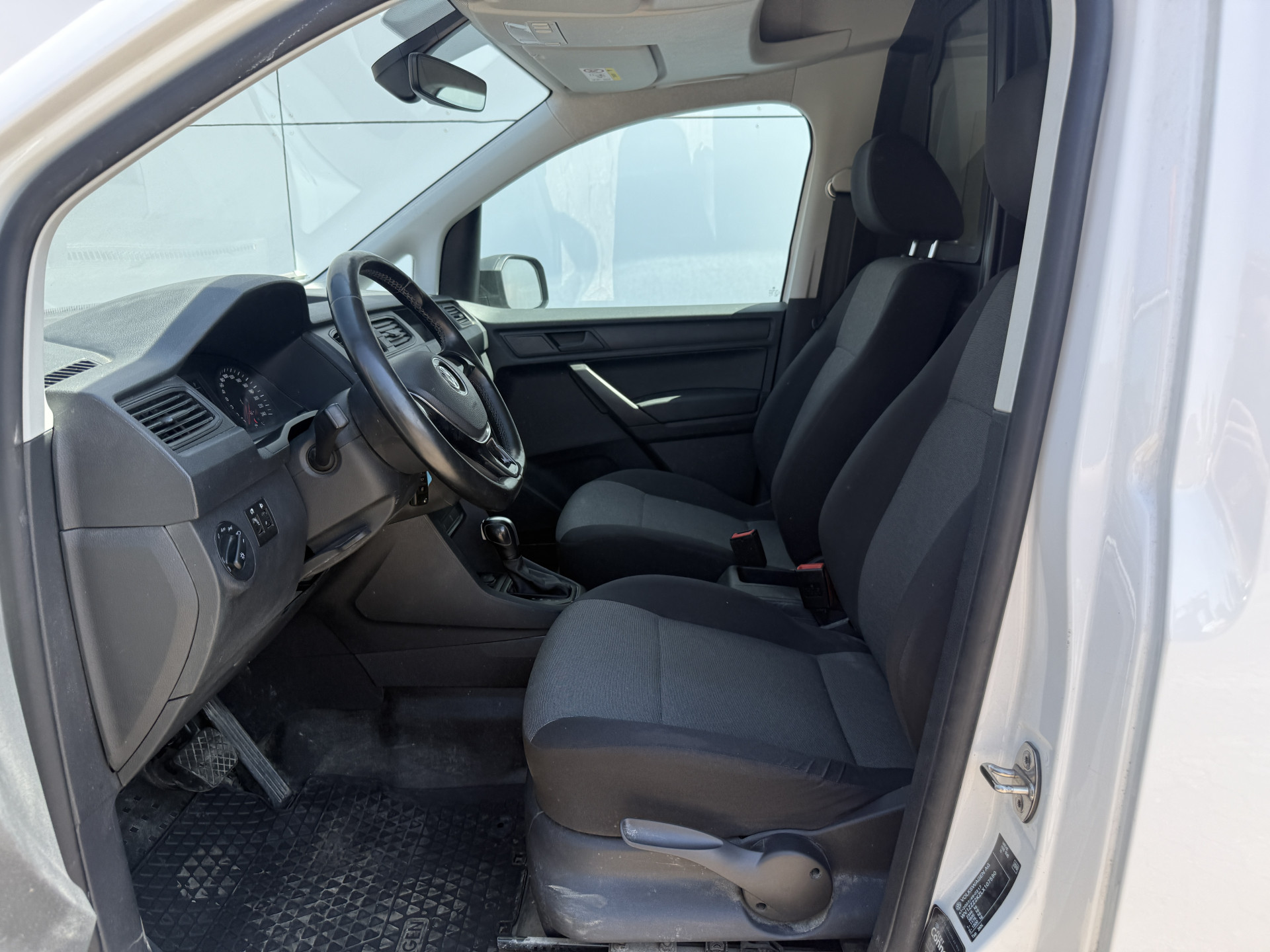 Volkswagen e-Caddy 37kWh 113PK L2H1 Elektrisch Caddy ABT Maxi 37,3kWh 159km WLTP Trekhaak Airco Stoelverwarming Parkeersensoren