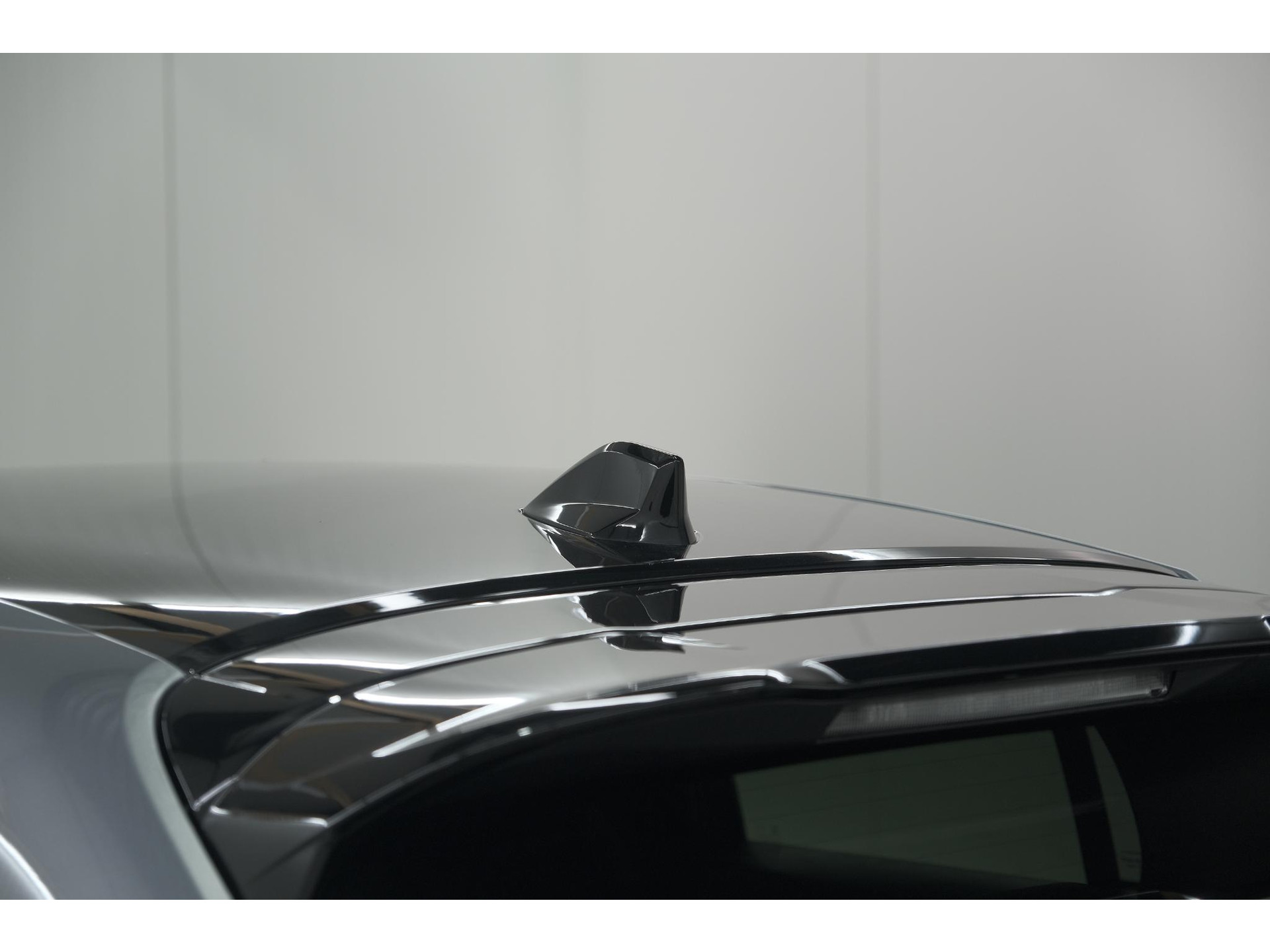 Peugeot 208 Hybrid 136 e-DCS6 GT | Camera | Apple Carplay & Android Auto | Parkeersensoren