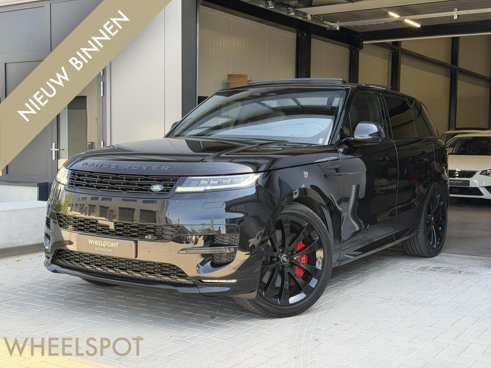 Range Rover Sport 3.0 P440e Dynamic HSE|Pano|Lucht|360|BTW