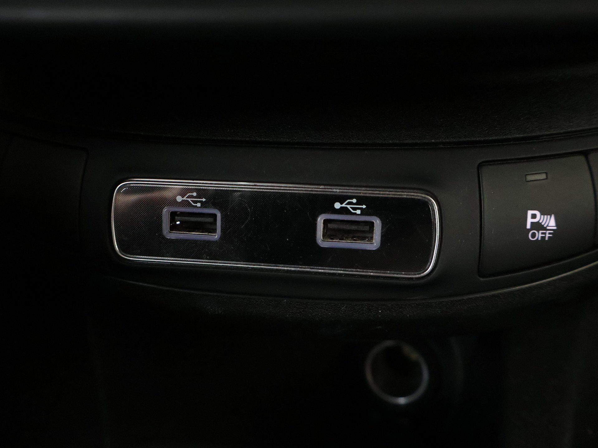 Fiat 500 X 1.5 Hybrid Sport | CAMERA | NAVI | CARPLAY | CLIMAT CONTROL | PARK. SENSOREN V+A | Carselexy