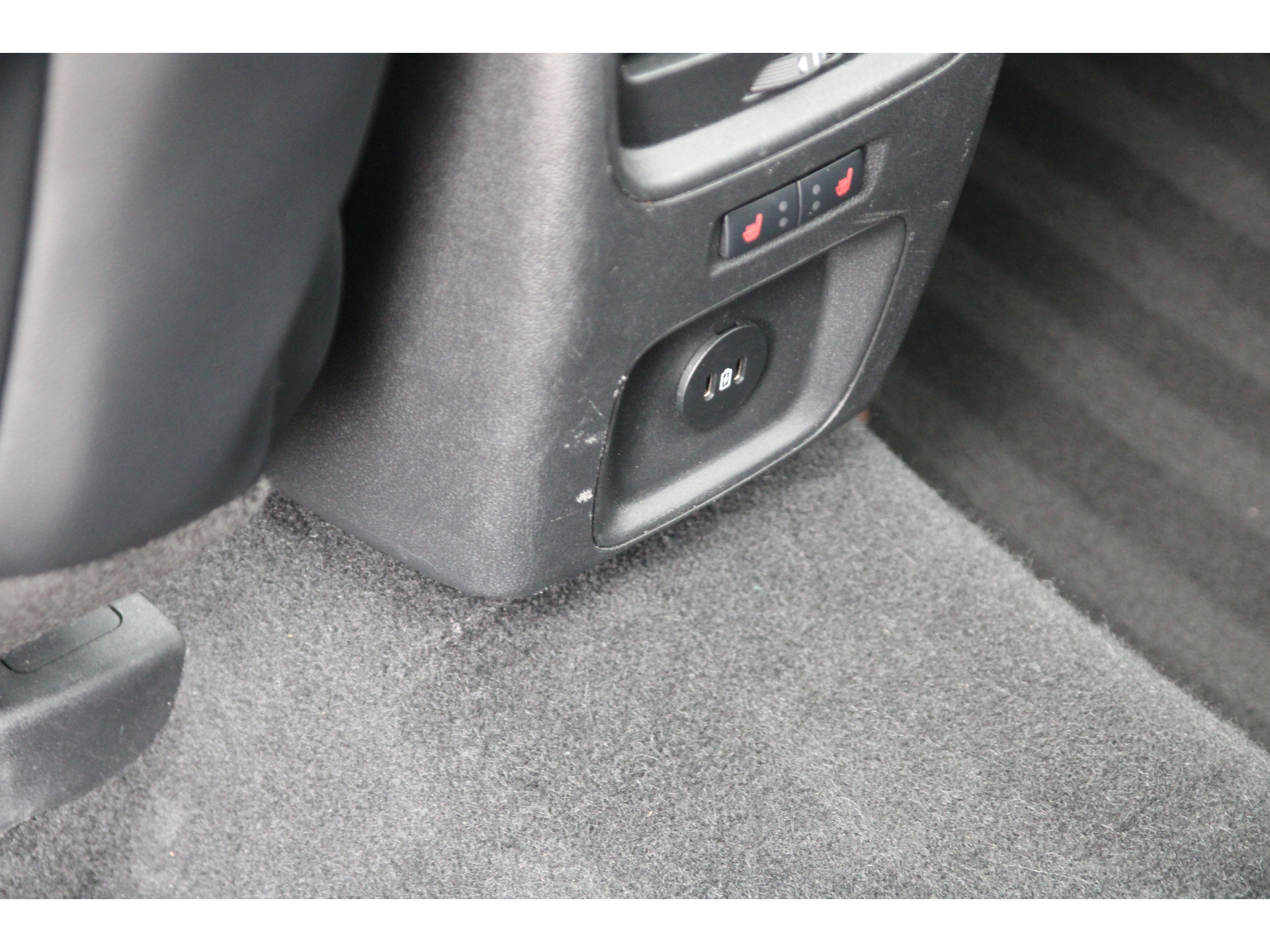 Ford Kuga 1.5 EcoBoost 150 PK ST-Line X TREKHAAK | PANORAMADAK | HEAD-UP