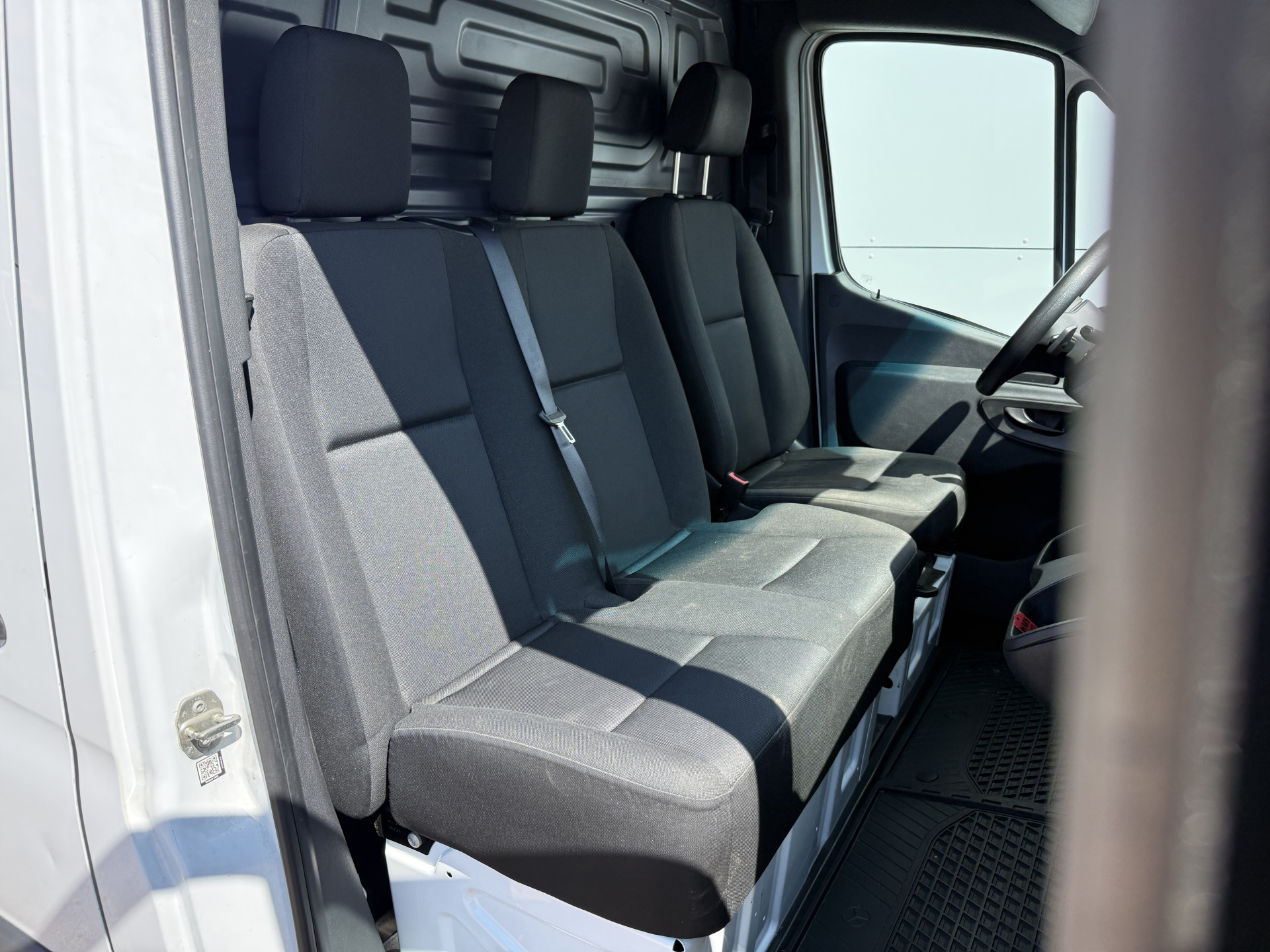 Mercedes-Benz eSprinter 312 55kWh L2H2 Elektrisch 168km WLTP 80kw Snelladen Climate Control
