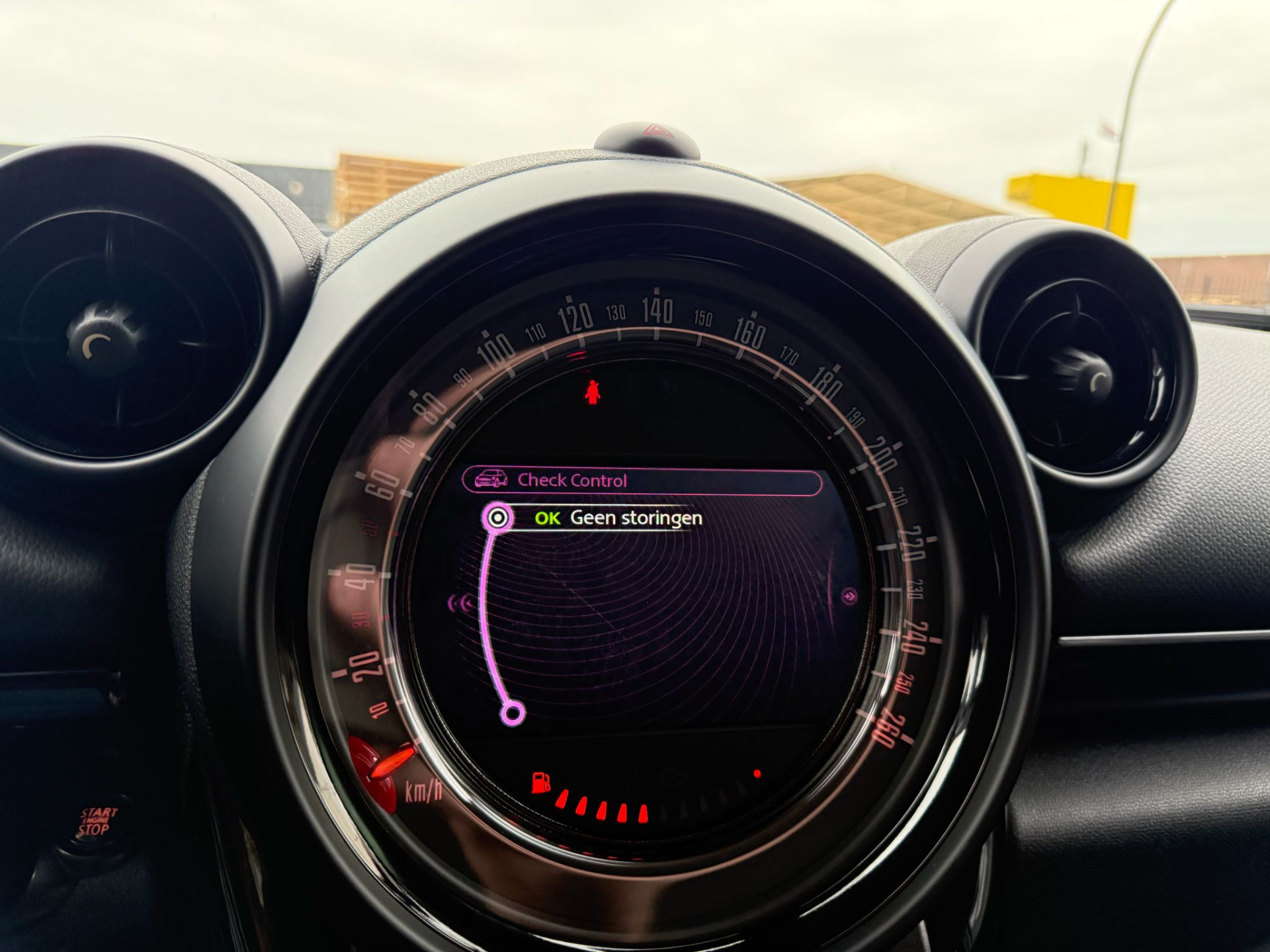 MINI Mini 1.6 John Cooper Works | 1E EIGENAAR | 3/6/12MND GARANTIE | AUTOMAAT | JOHN WORKS | XENON | CRUISE | NAVI |