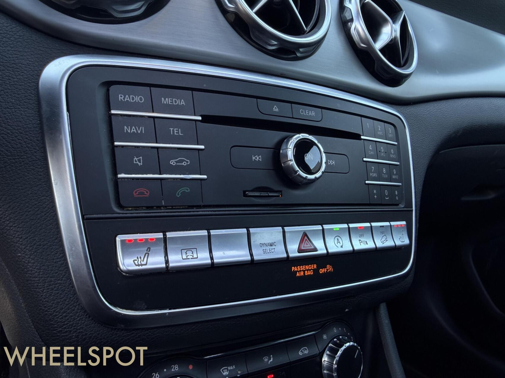 Mercedes GLA-klasse 250 4Matic AMG|Pano|Keyless|19 Inch|Camera
