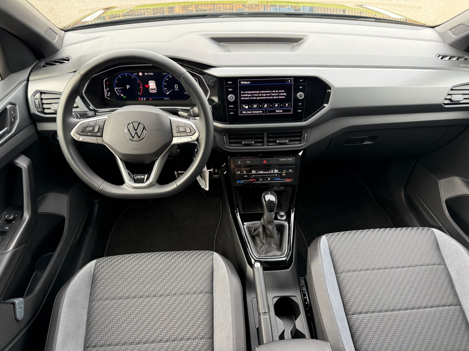 Volkswagen T-Cross 1.0 TSI R-Line | 1E EIGENAAR | 3/6/12MND GARANTIE| AUTOMAAT | LED | CARPLAY | DIGITAAL COCKPIT | DAB | CRUISE |
