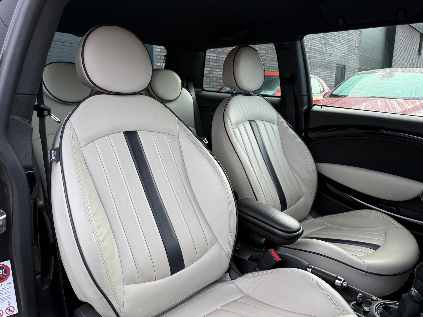 MINI 3-Deurs 2.0 Cooper SD Monte Carlo | 3/6/12 MND GARANTIE | AUTOMAAT | CRUISE | XENON | GOED ONDERHOUDEN | BLUETOOTH | CLIMA |