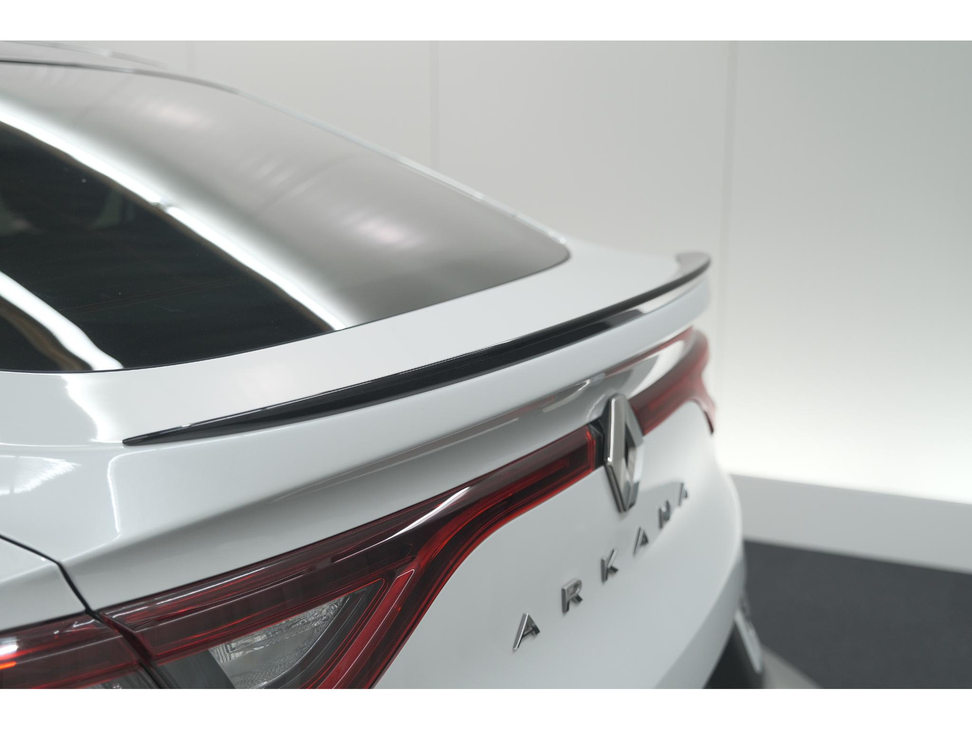 Renault Arkana 1.3 TCe 140 EDC RS Line | Camera | Cruise Control Adaptief | Dodehoekdetectie | Stoelverwarming | Apple Carplay