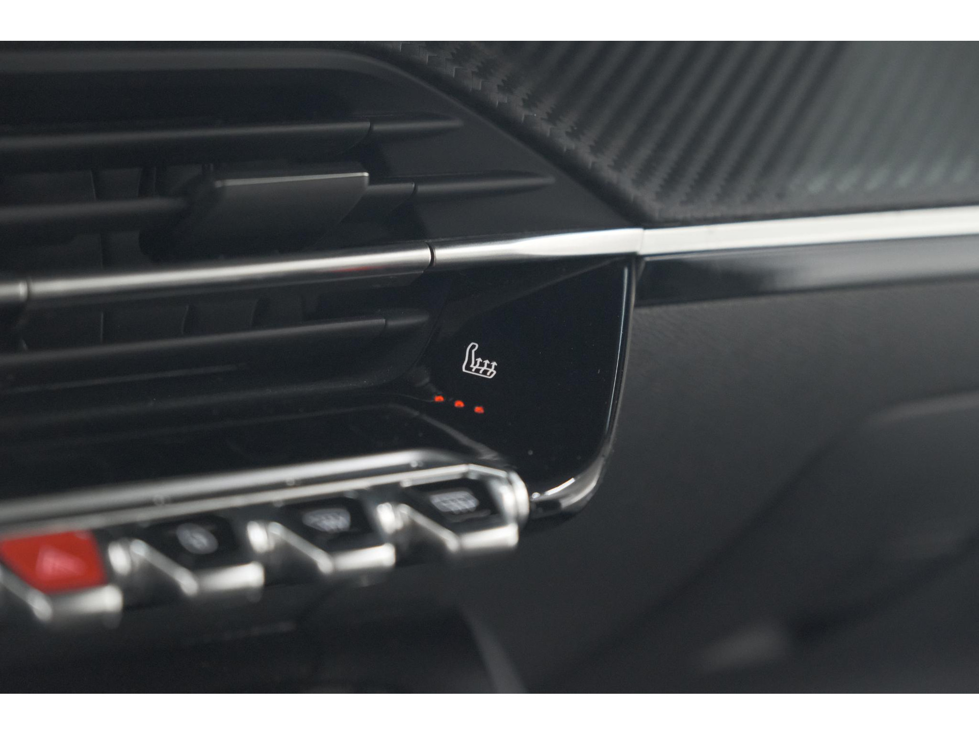 Peugeot 208 PureTech 100 Allure | Adaptieve Cruise Control | Camera | Apple Carplay