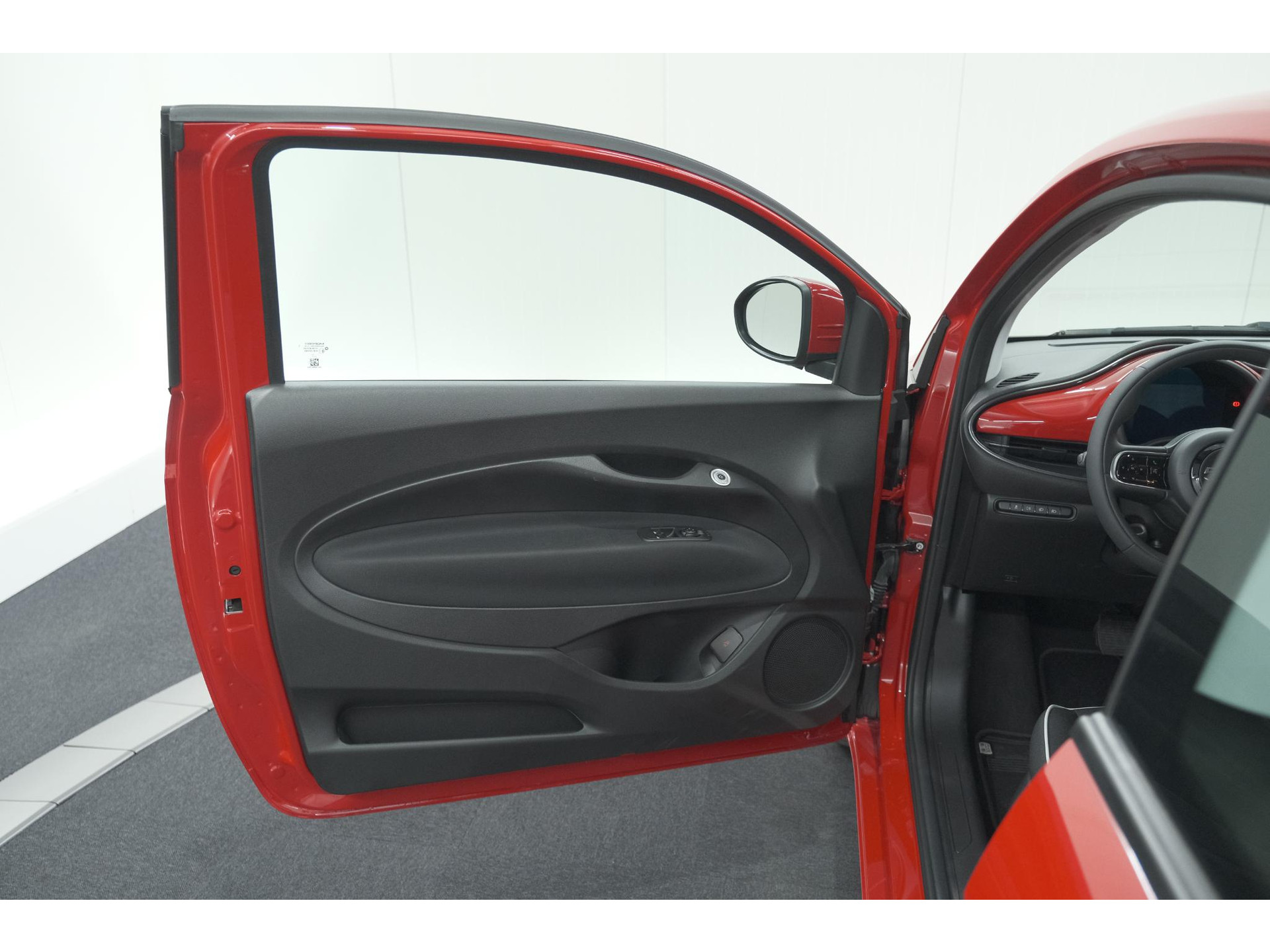 Fiat 500 Urban 42 kWh | SOH 97,9% | 3 Fase | Camera | Apple Carplay | Keyless start