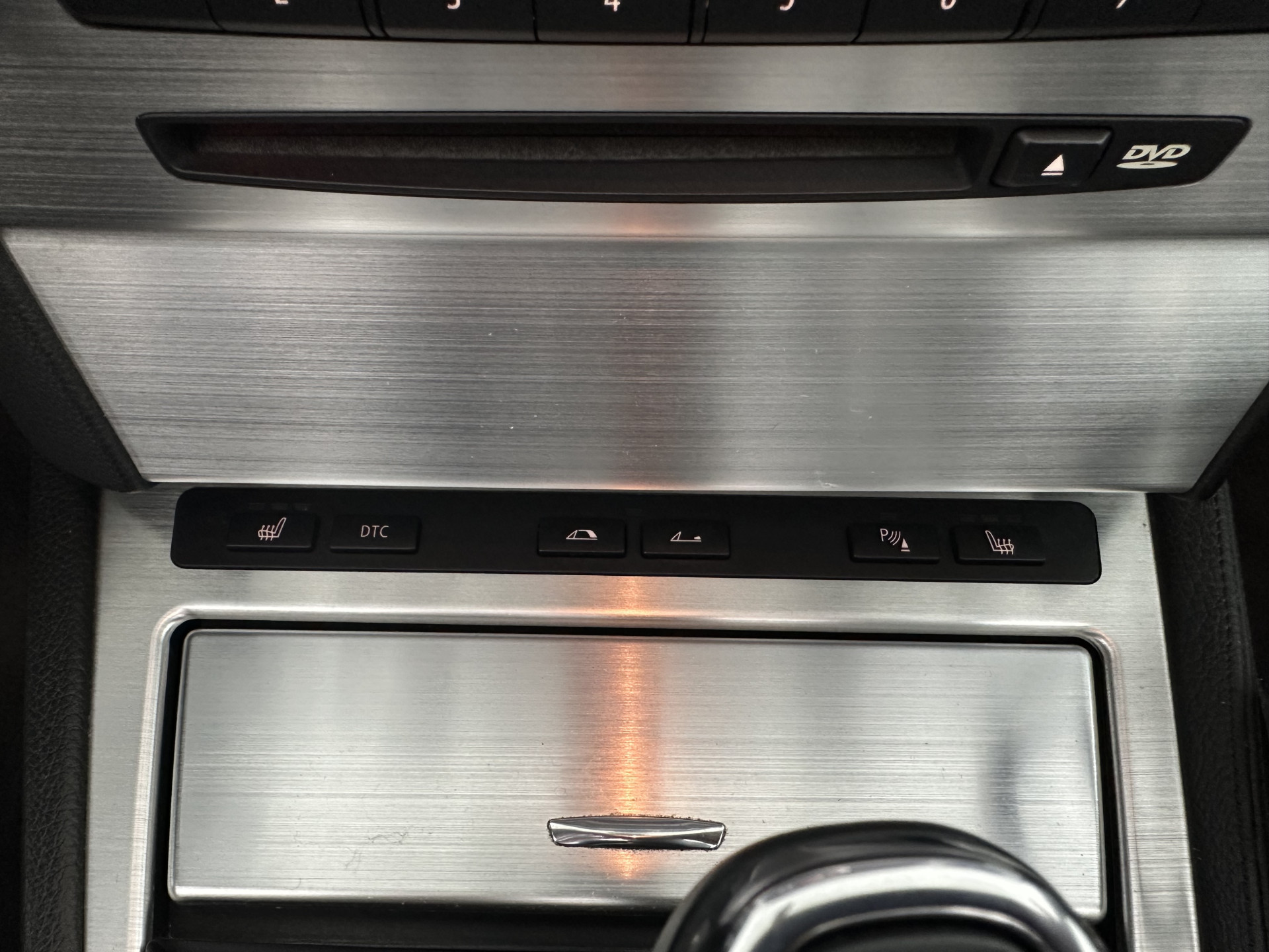 BMW 6-serie Cabrio 650i Aut. *LEATHER | BI-XENON | MEMORY-PACK | SHIFT-PADDLES | HEATED-SPORTSEATS | KEYLESS | NAVI-FULLMAP | ECC | HEAD-UP | PDC | CRUISE | AIRSCARF | 19''ALU*