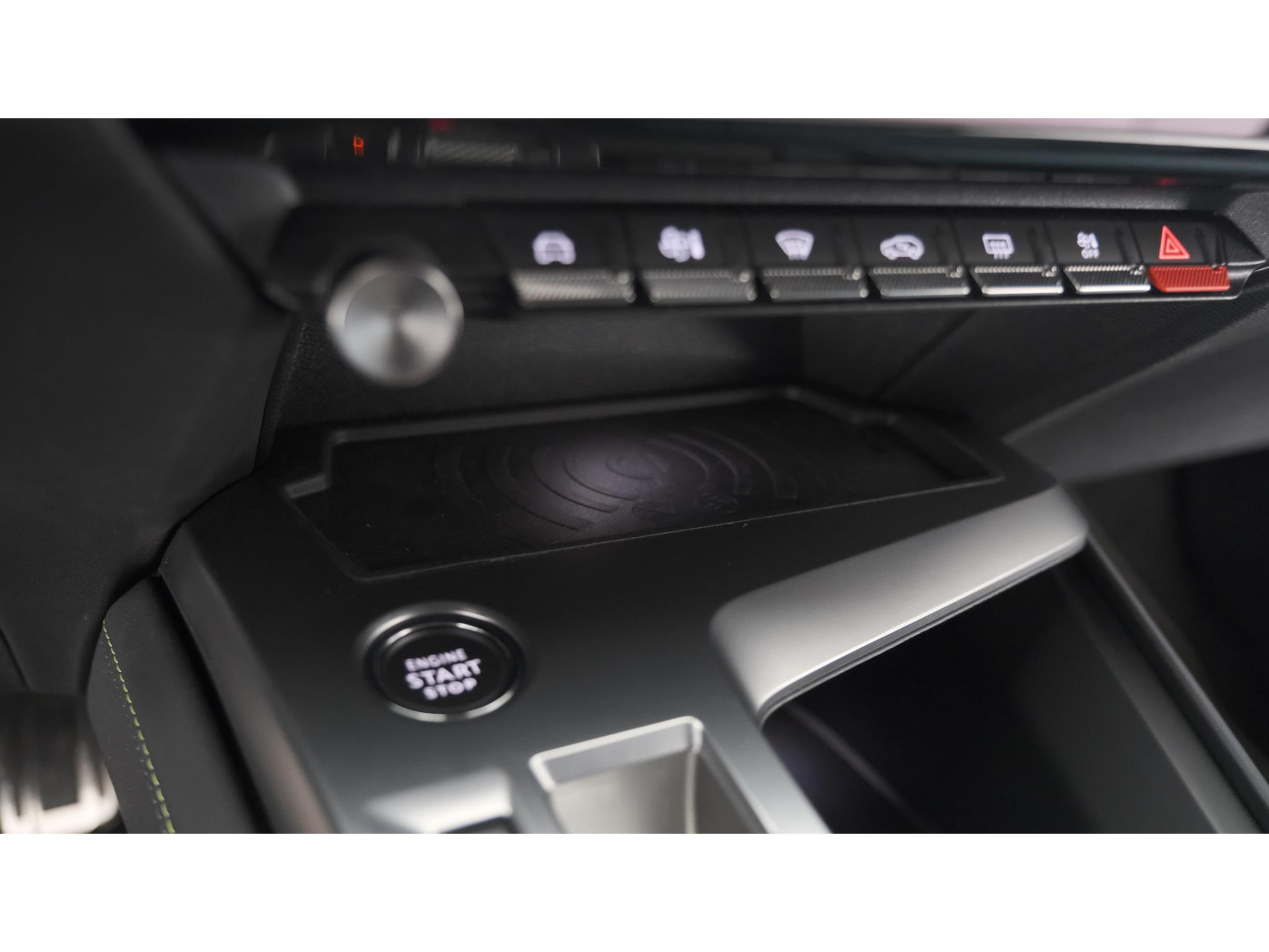 Peugeot 308 PureTech 130 GT Pack Business | Camera | Dodehoekdetectie | Apple Carplay