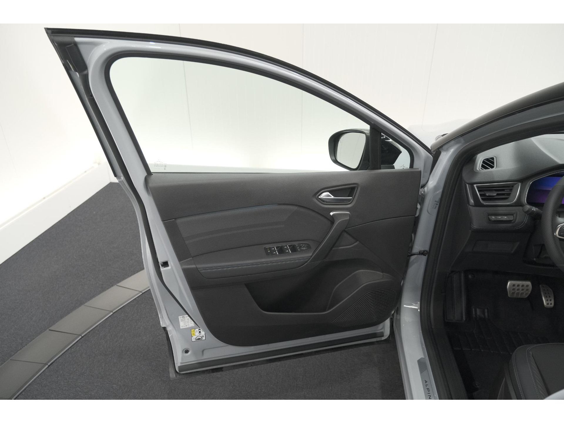 Renault Captur 1.8 E-Tech Full Hybrid 160 Esprit Alpine | Rondom Camerazicht | Dodehoekdetectie | Adaptieve Cruise Control