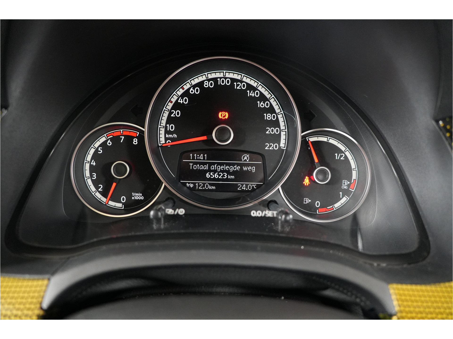 Volkswagen Up! 1.0 EcoFuel move up! | 5 drs. | Aardgas | Cruise | Stl. verw. | PDC | Climate | Lichtautomaat |
