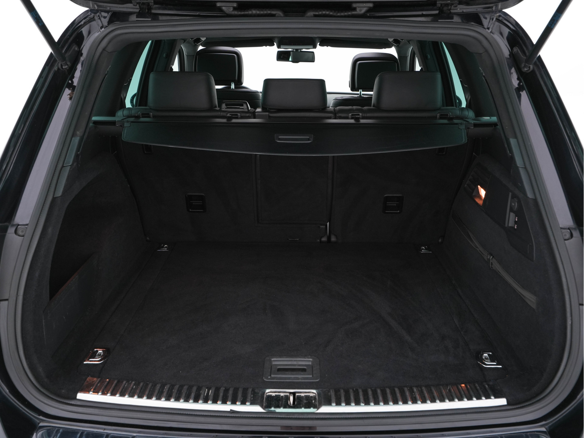 Volkswagen Touareg 3.0 TDI R-line-Pack Chrome-Pack Aut. *PANO | FULL-LEATHER | NAVI-FULLMAP | XENON | DYNAUDIO | MEMORY-PACK | ECC | SHIFT-PADDLES | PDC | DAB | COMFORT-SEATS | 21"ALU*