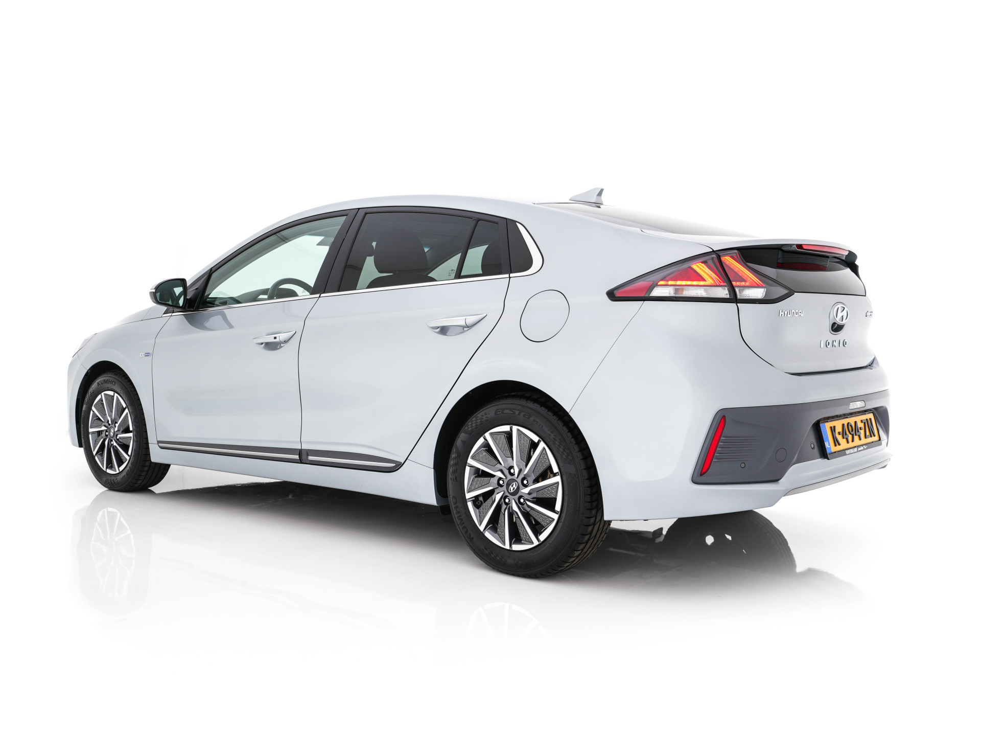 Hyundai IONIQ Premium EV 38 kWh {SOH-100%} Aut *HEATPUMP | LEATHER | FULL-LED | ADAPTIVE-CRUISE | KEYLESS | NAVI-FULLMAP | DAB | CAMERA | MEMORY-PACK | DIGI-COCKPIT | HEATED/VENTILATED-SEATS | CCS- FASTLOADER | PRIVACY-GLASS |