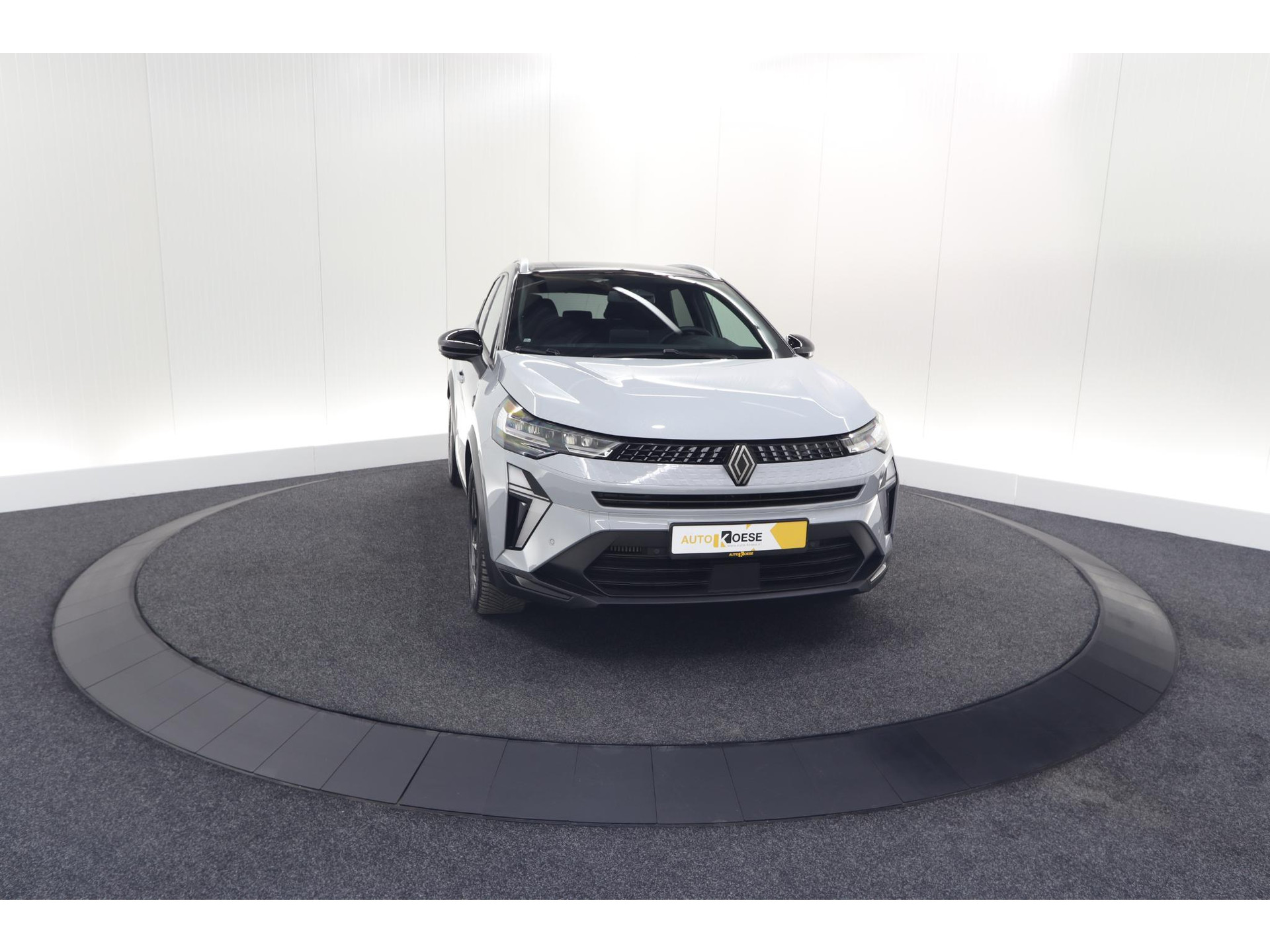 Renault Captur TCe 90 Techno | Nieuw Model | Camera | Harman Kardon | Apple Carplay | Parkeersensoren | 18 Inch Lichtmetalen Velgen