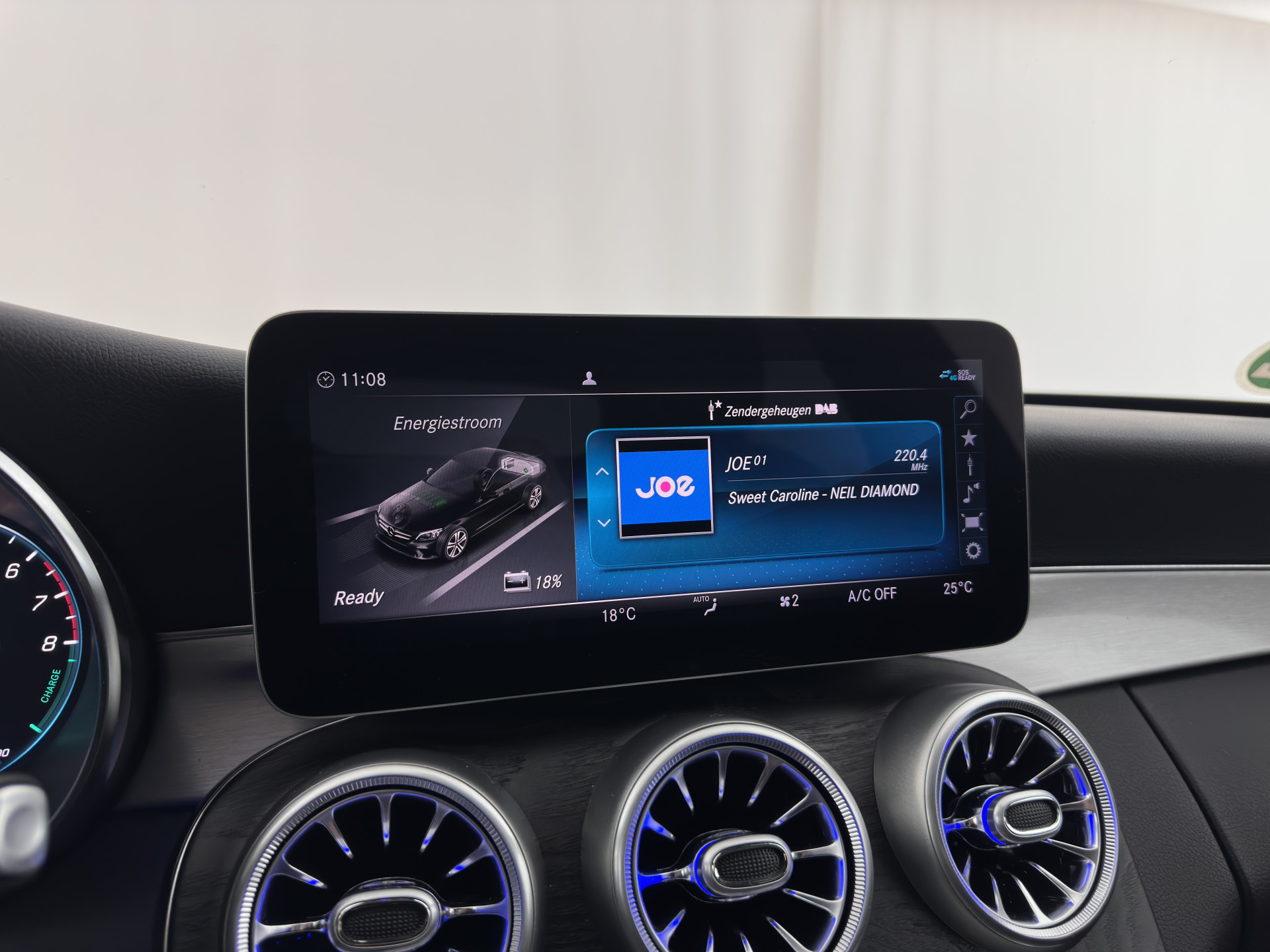 Mercedes-Benz C-klasse 300 e Business Solution AMG Limited ( Plug-In ) (INCL-BTW) *FULL-LEATHER | FULL-LED | BURMESTER | AMBIENT-LIGHT | BLIND-SPOT | HEATED-SPORTSEATS | DIGI-COCKPIT | NAVI-FULLMAP | CAMERA | DAB+ | PRIVACY-GLASS | 18''ALU*