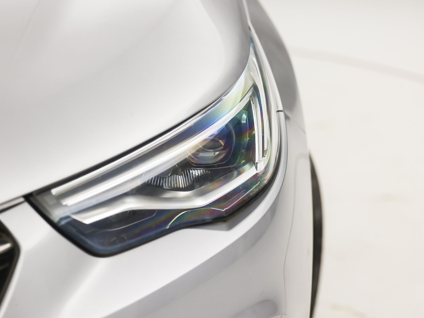 Opel Grandland X 1.2 Turbo Ultimate Sport Automaat (APPLE CARPLAY, MEMORY SEAT, STOELVERWARMING/KOELING, 360 CAMERA, STUURWIEL VERWARMD, KEYLESS, GETINT GLAS, NIEUWSTAAT)