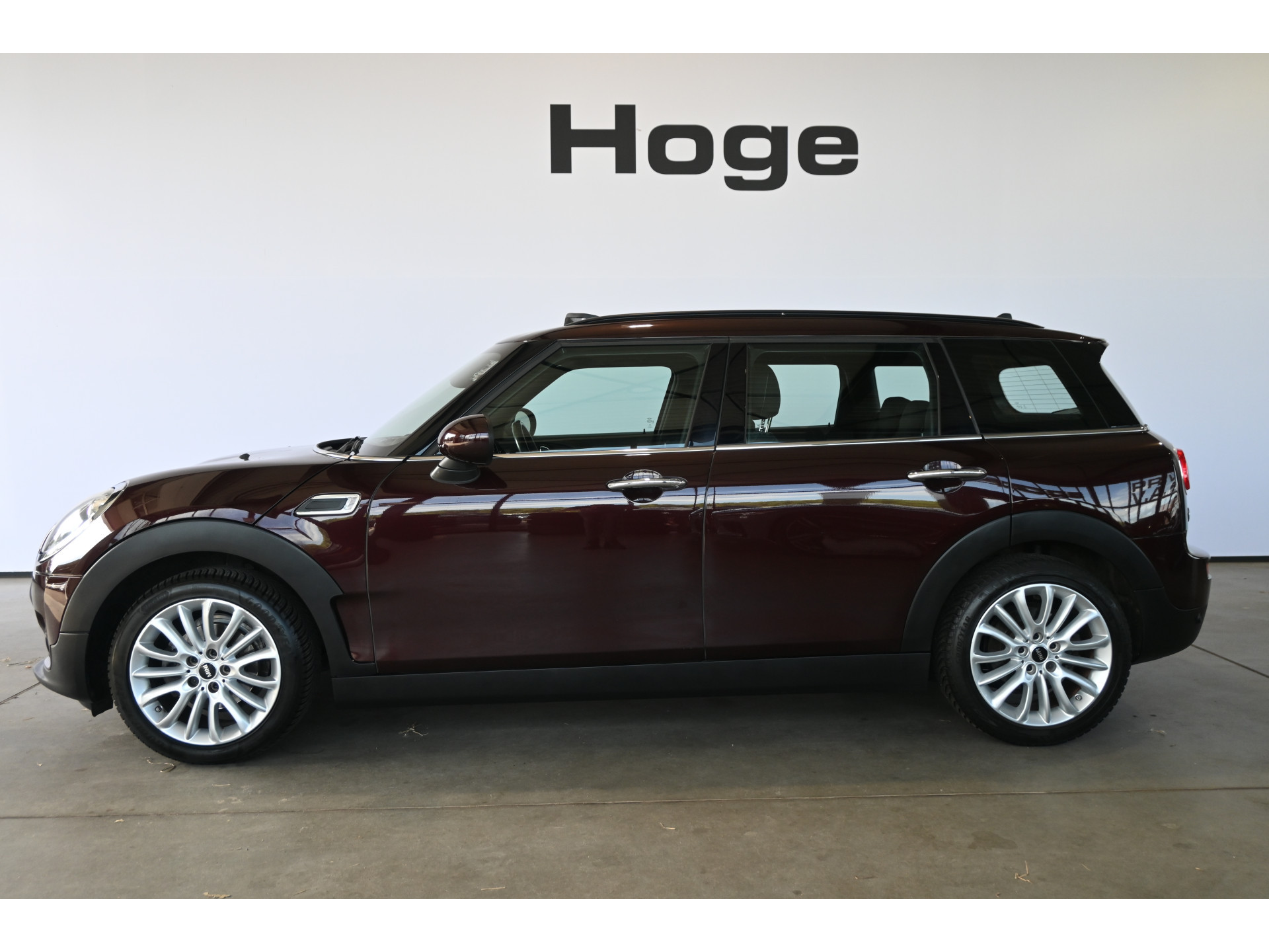 MINI Clubman 1.5 Salt Business Automaat Navigatie Panoramadak Goed Onderhouden! Inruil Mogelijk!