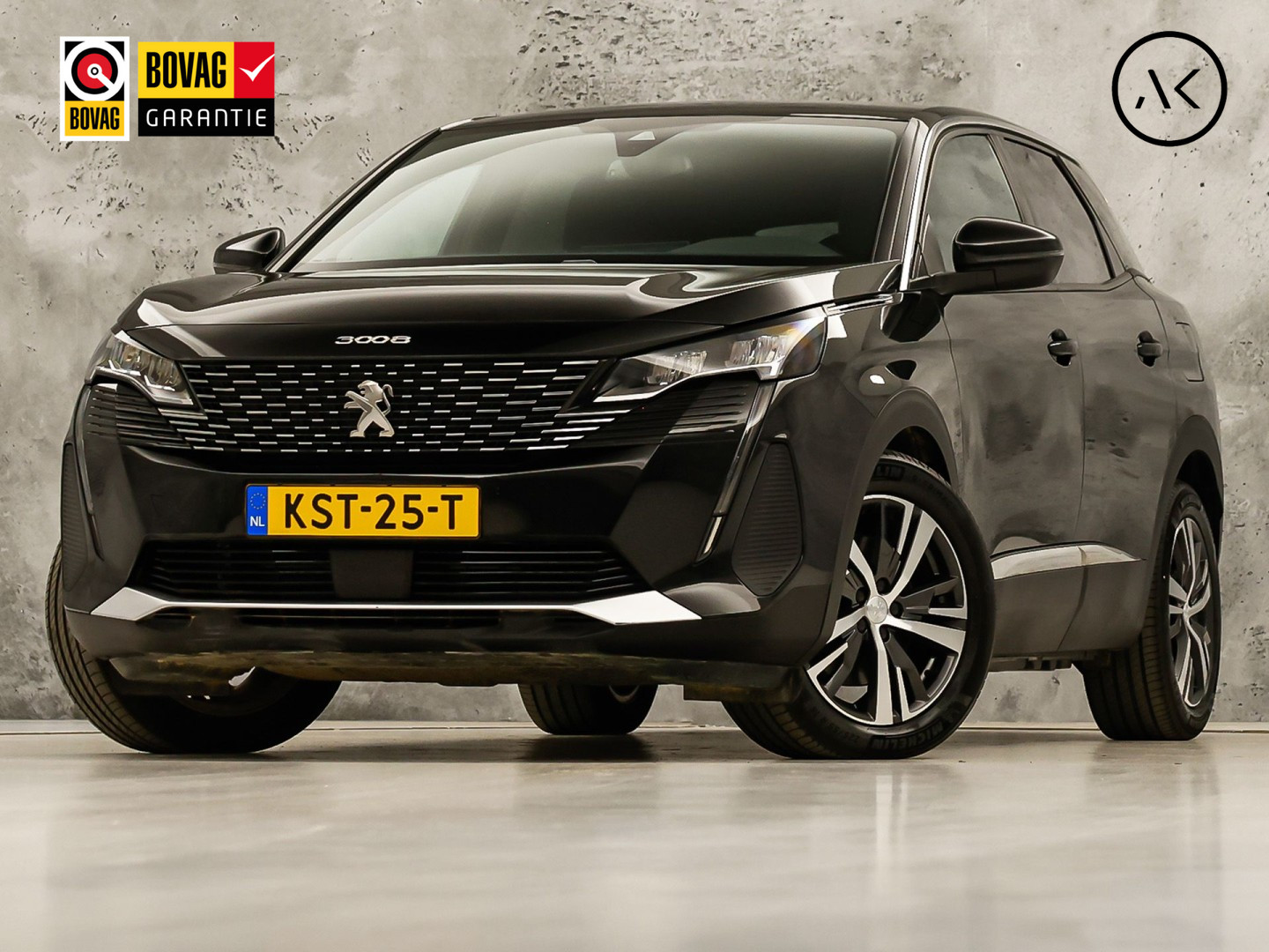 Peugeot 3008 1.6 HYbrid 225 Allure Sport 225Pk Automaat (APPLE CARPLAY, GROOT NAVI, 99% SOH, 360 CAMERA, LEDER, SPORTSTOELEN, ZWART HEMEL, GETINT GLAS, NIEUWSTAAT)
