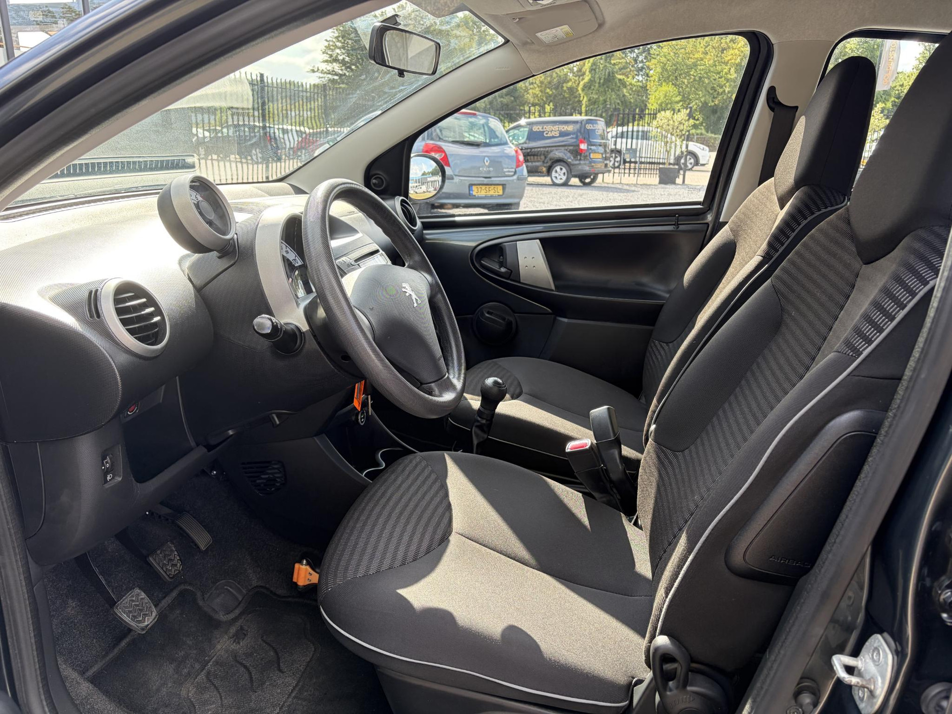 Peugeot 107 1.0 Active 2e Eigenaar,Airco,5 Deurs,N.A.P,Zeer Zuinig,Weinig km,Apk tot 04-2027