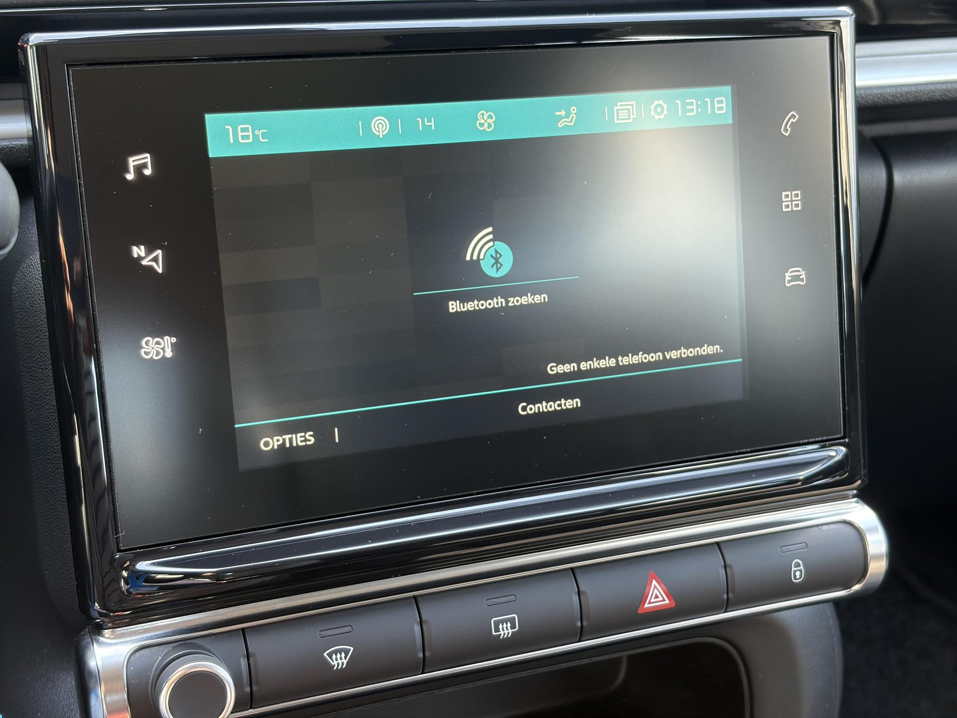 Citroen C3 1.2 PureTech S&S Feel Apple Carplay/Android,Trekhaak,Pdc,Navi,Clima,Cruise,Dealer Onderhouden,Rijstrooksensor,Apk tot 06-2027
