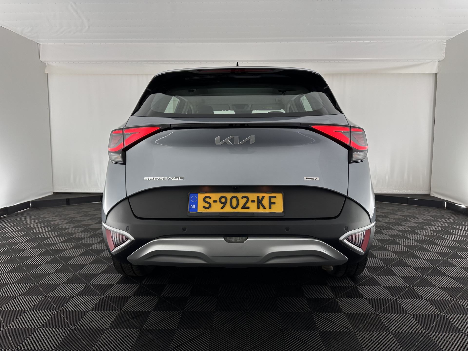 Kia Sportage 1.6 T-GDi Hybrid Dynamic-Line AWD (Plug-In) (INCL-BTW)  Aut. *FULL-LED | ADAPTIVE-CRUISE | WIDESCREEN-COCKPIT | NAVI-FULLMAP | DAB | COMFORTSEATS | ECC | SHIFTPADDLES | CAMERA | PDC | CARPLAY | 19''ALU*