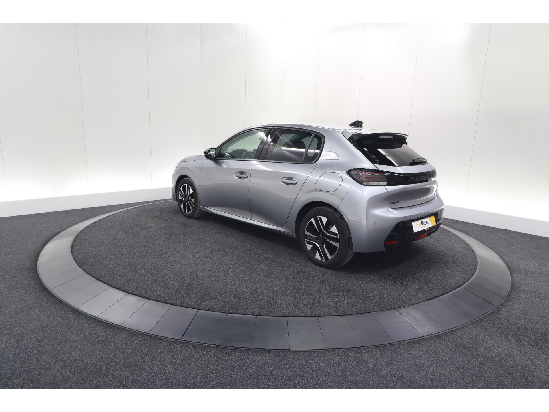 Peugeot 208 PureTech 100 Allure | 360 Camera | Dodehoekdetectie | Apple Carplay