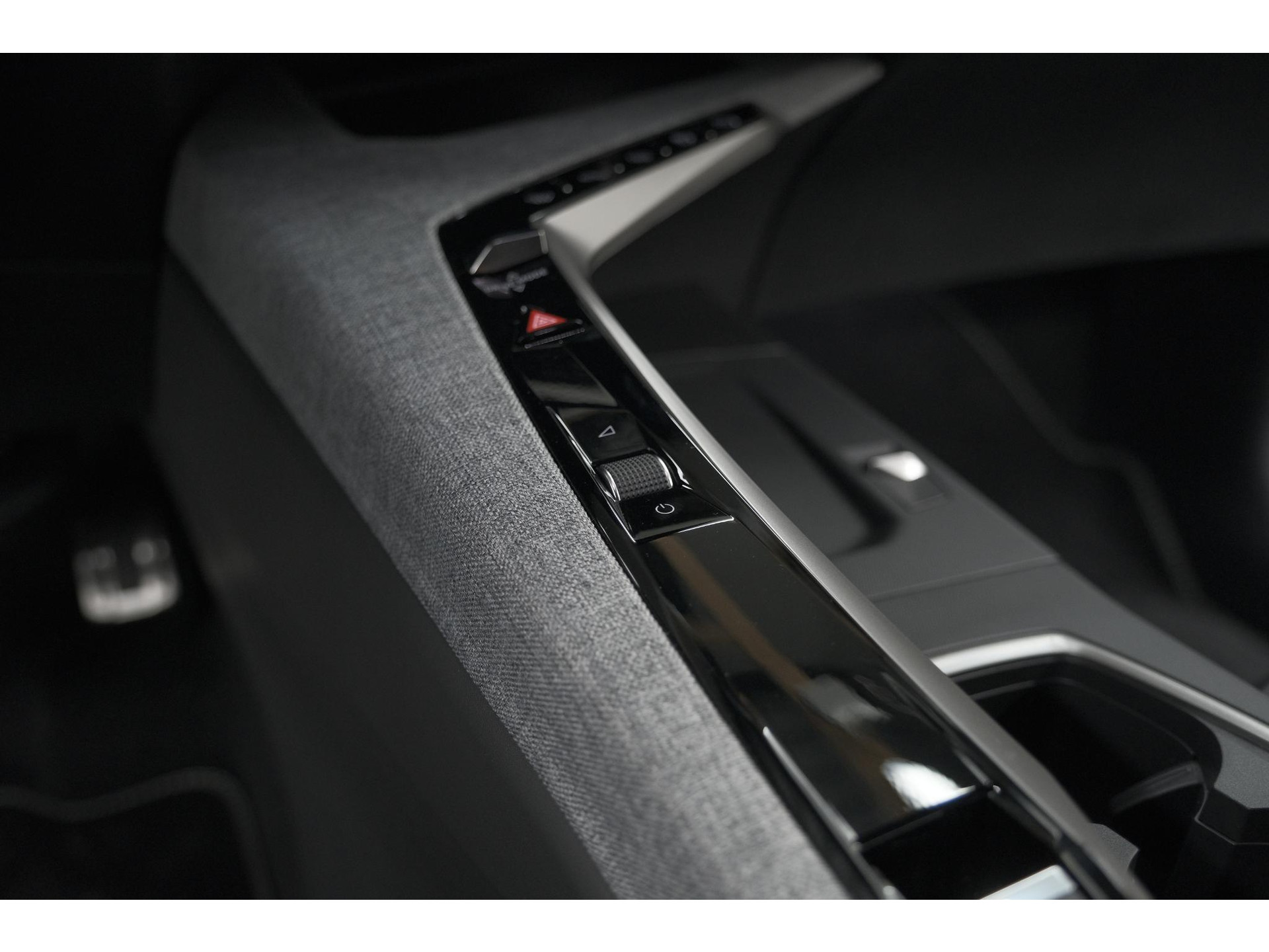 Peugeot 5008 HYbrid 145 e-DCS6 GT | Panoramadak | Camera | Elektrische Achterklep | Adaptieve Cruise Control