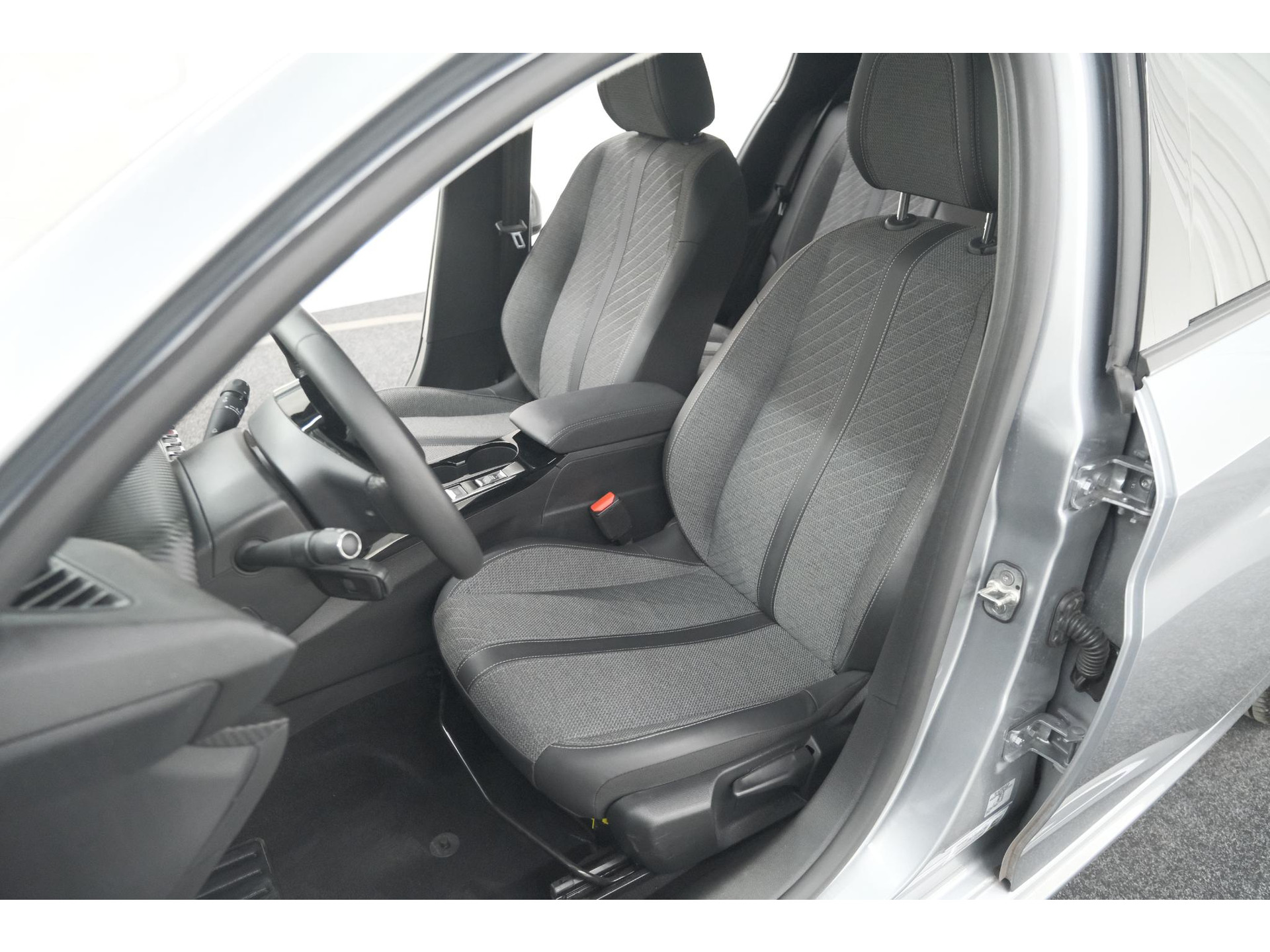 Peugeot 208 PureTech 100 Allure | 360 Camera | Adaptieve Cruise Control | Dodehoekdetectie